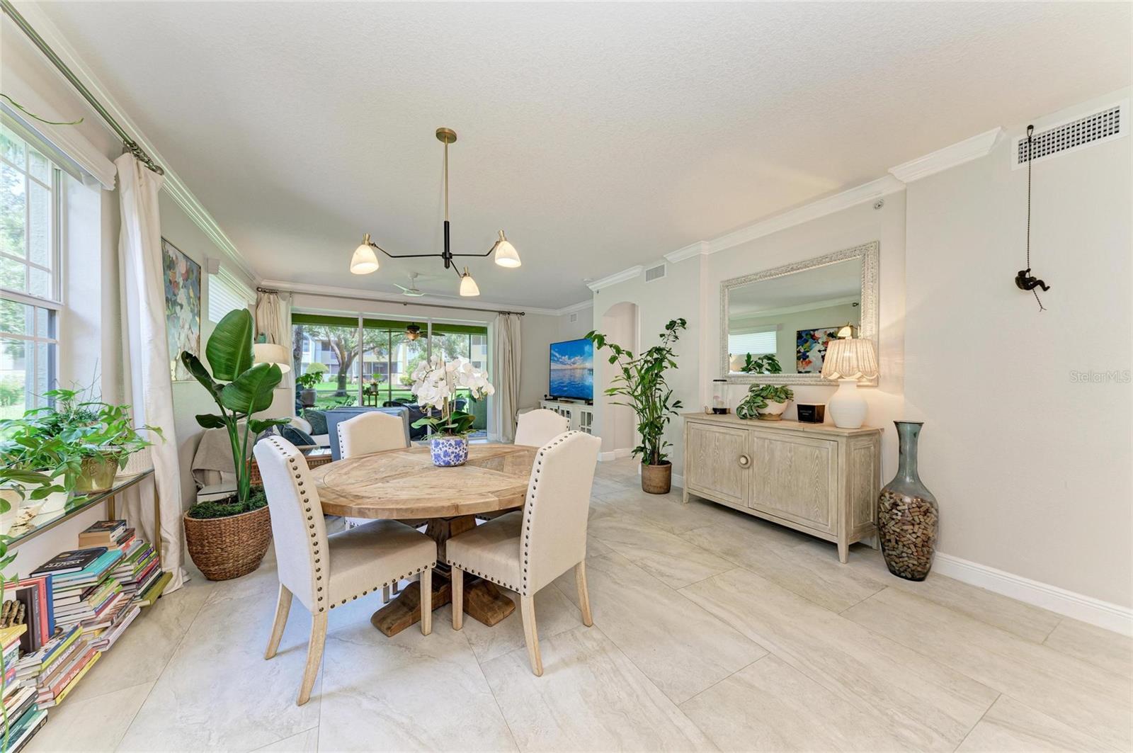 Image 10 of 72 For 6536 Moorings Point Circle 101