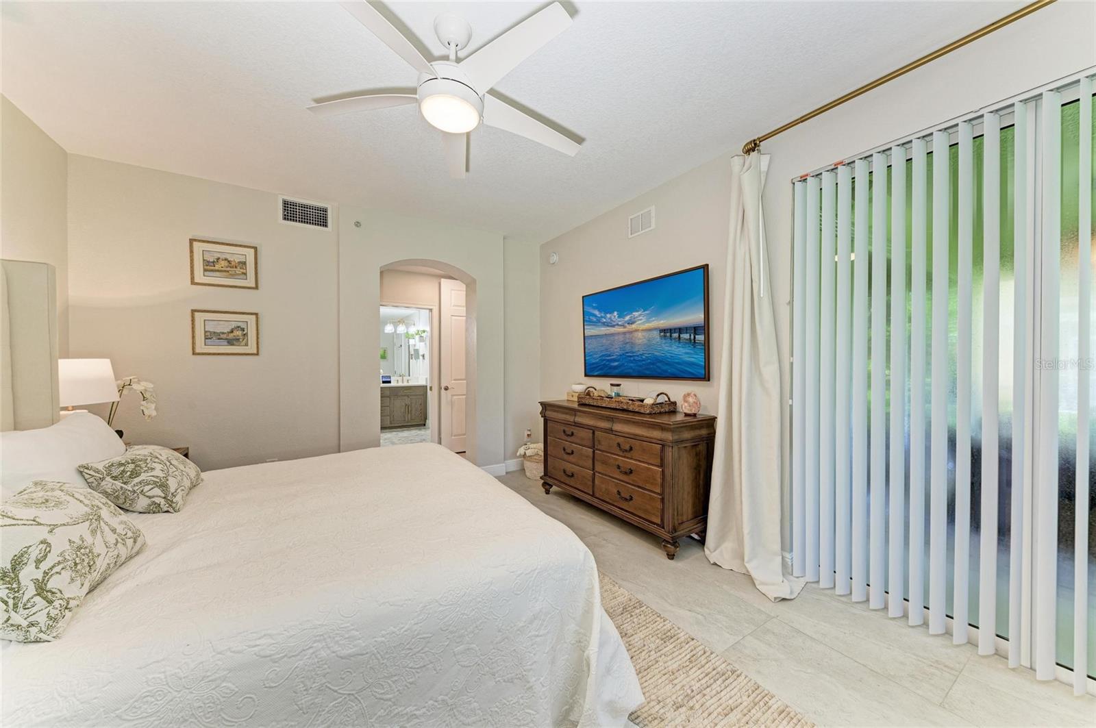 Image 29 of 72 For 6536 Moorings Point Circle 101