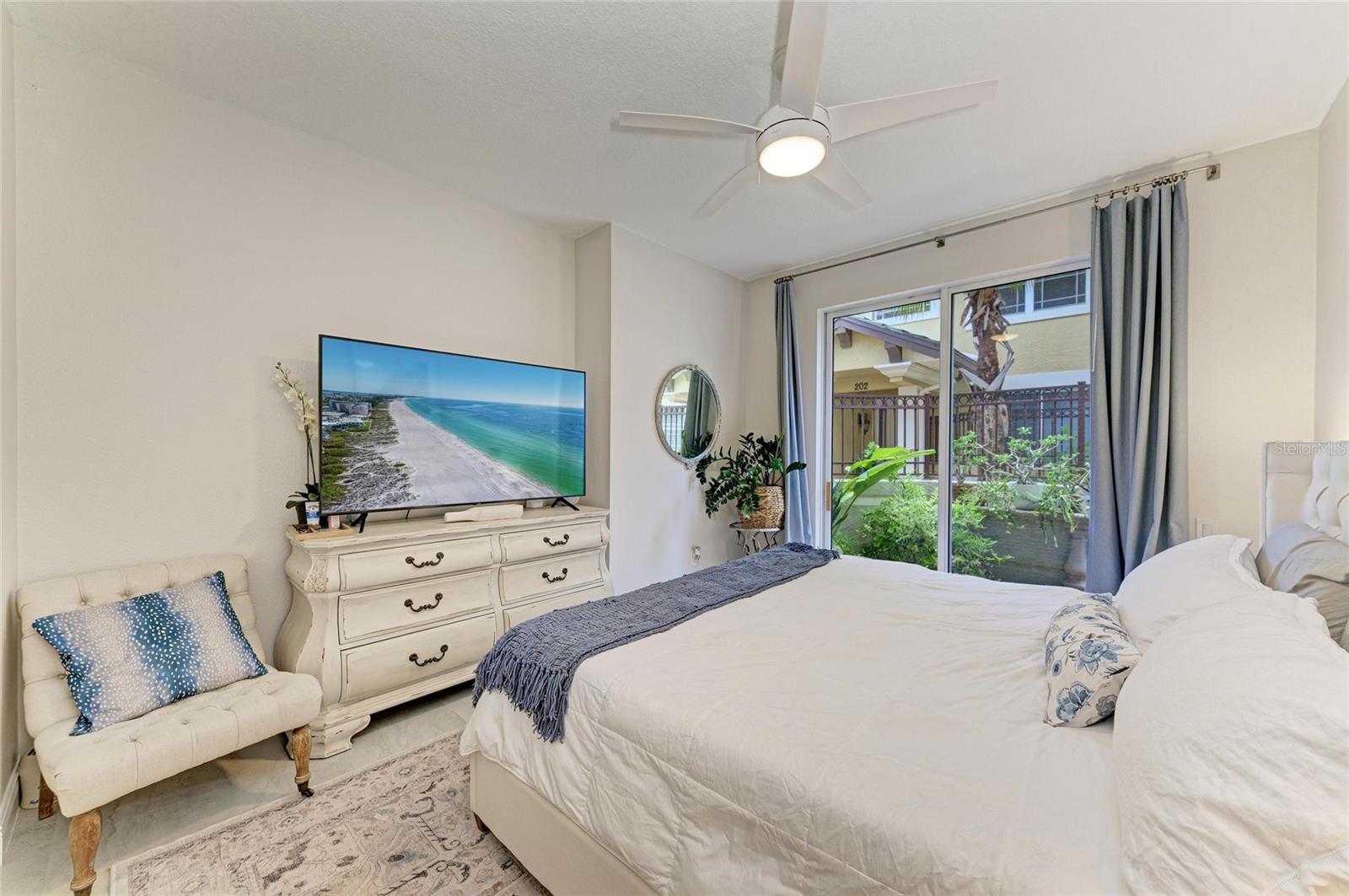 Image 37 of 72 For 6536 Moorings Point Circle 101