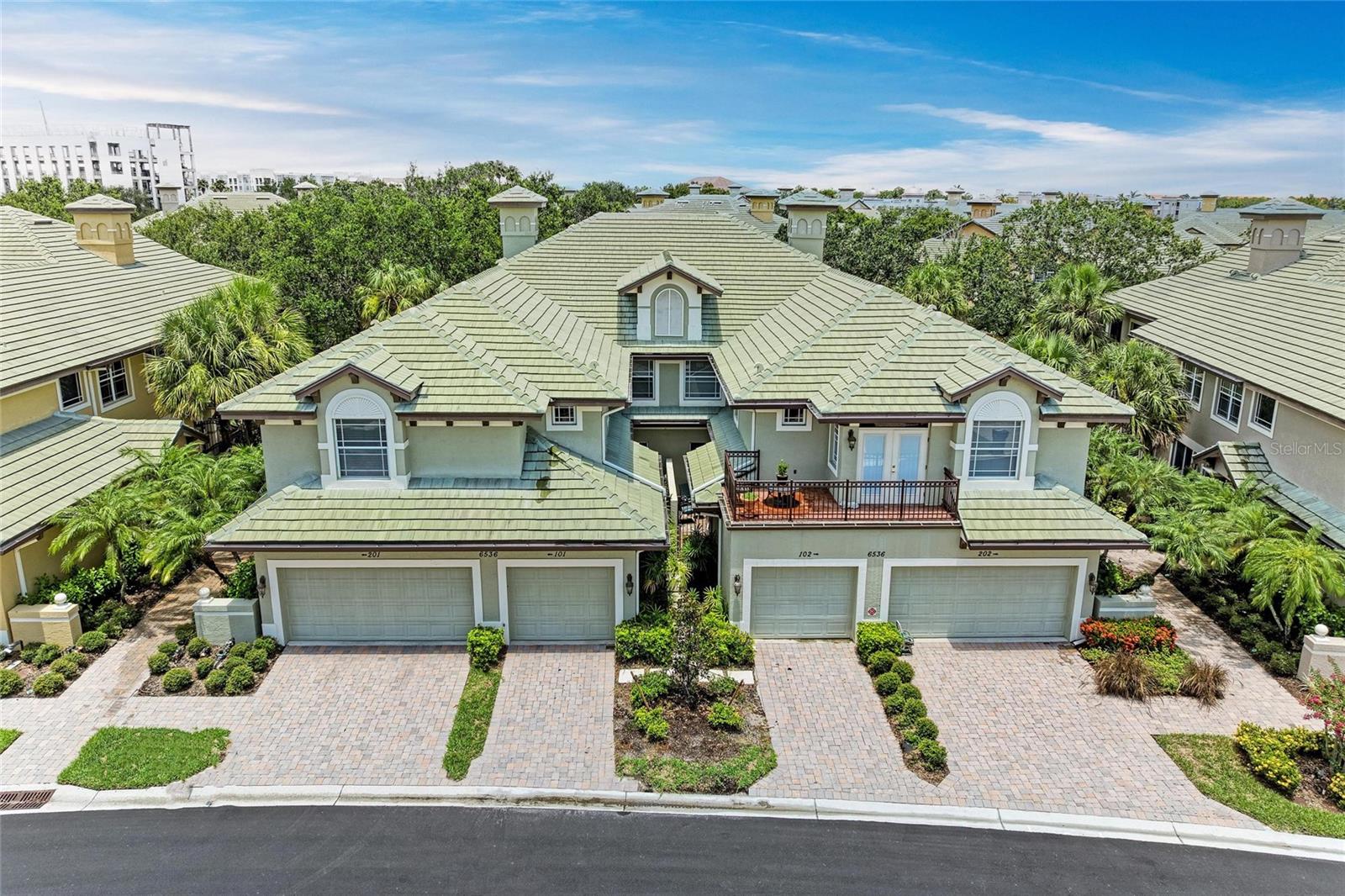 Image 4 of 72 For 6536 Moorings Point Circle 101