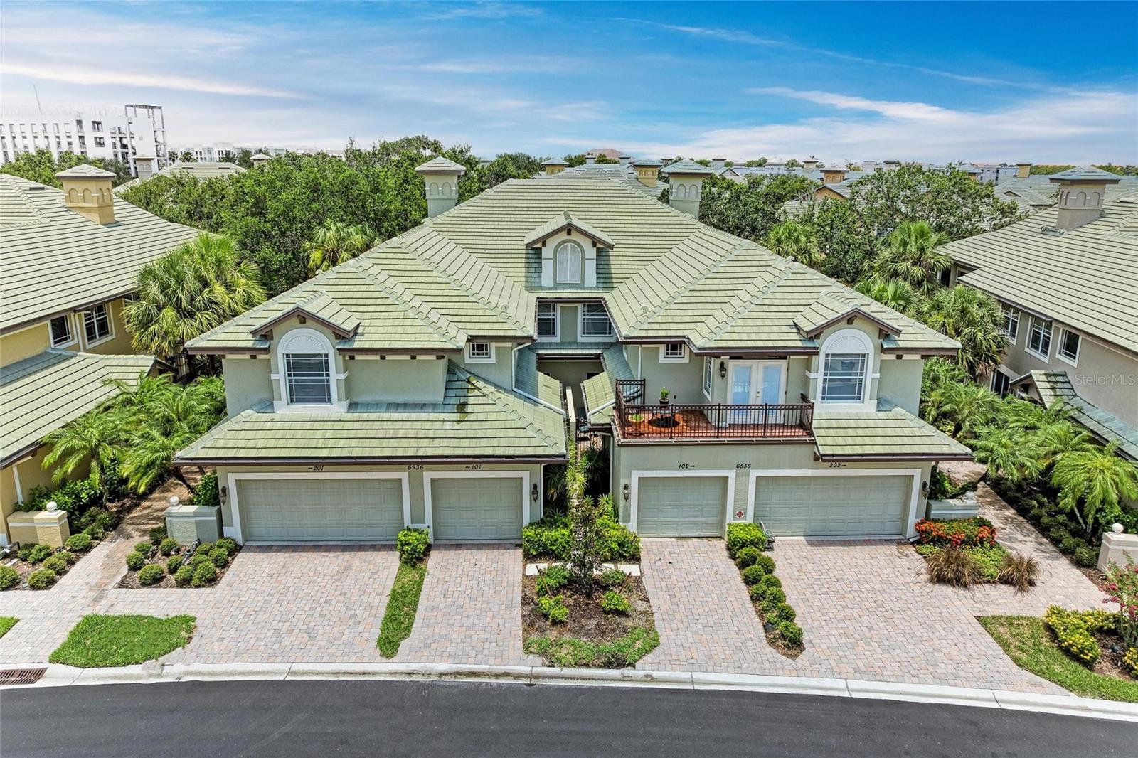 Image 5 of 72 For 6536 Moorings Point Circle 101