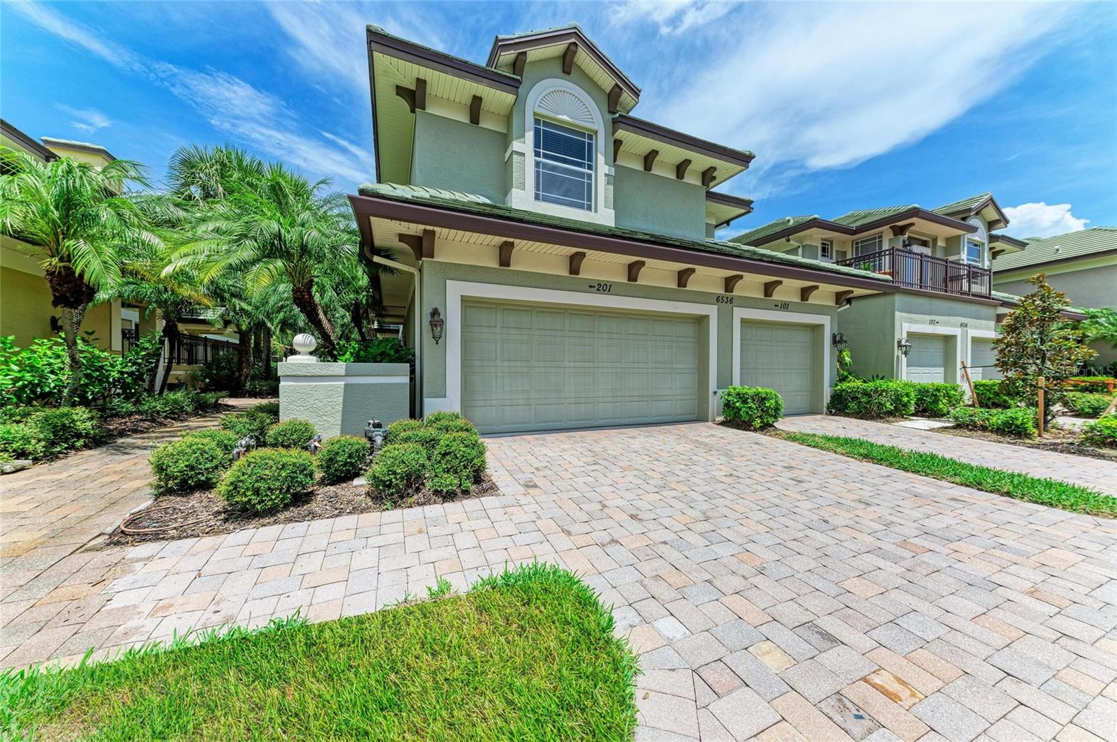 Image 7 of 72 For 6536 Moorings Point Circle 101