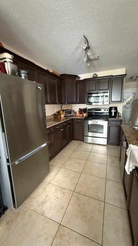 Image 11 of 16 For 25609 9th Avenue