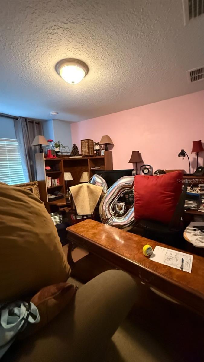 Image 2 of 16 For 25609 9th Avenue