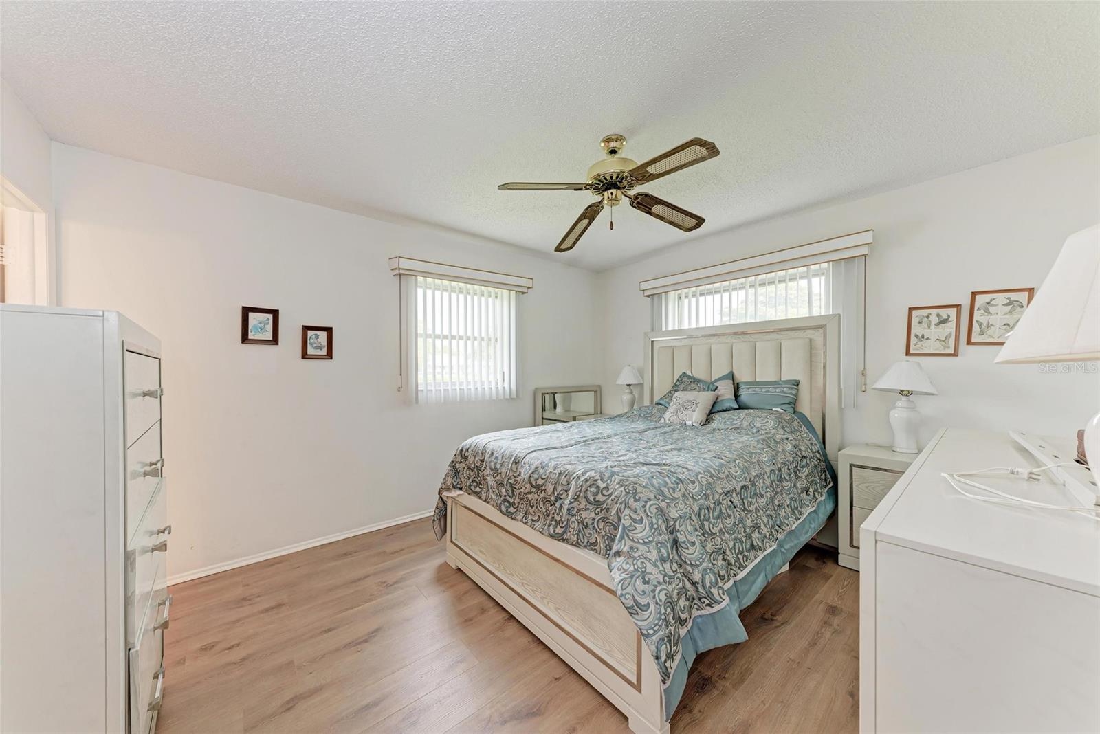 Image 17 of 31 For 3905 34th Avenue Drive W 36