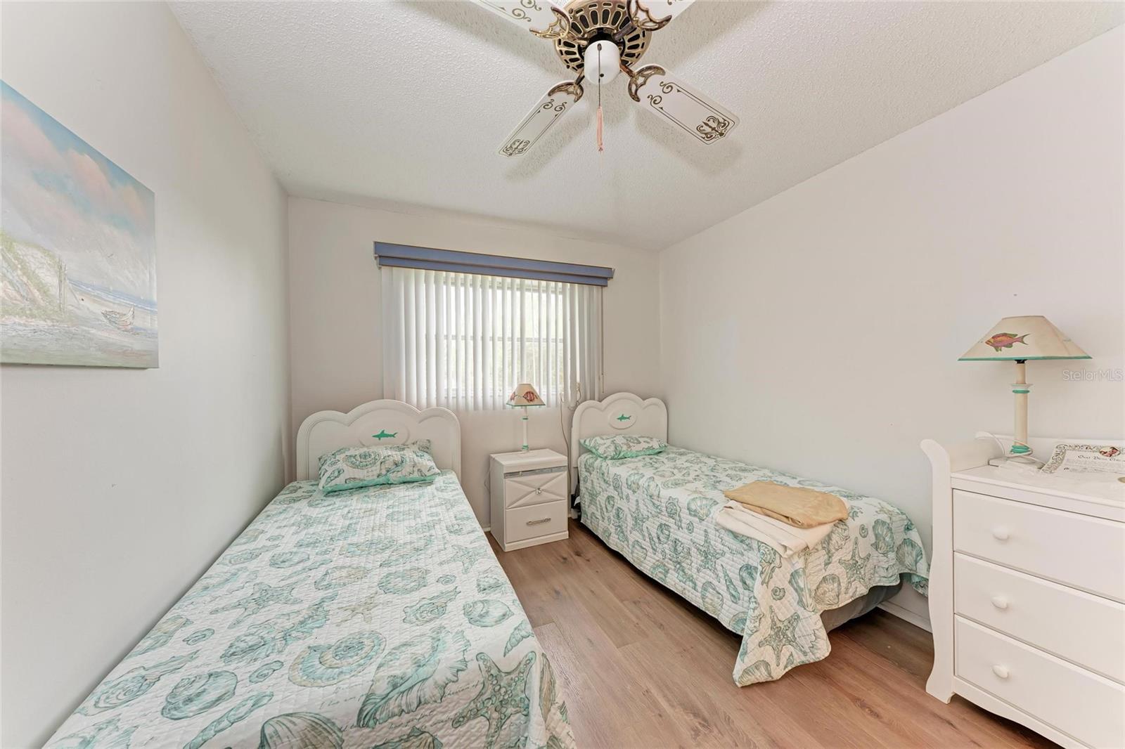 Image 22 of 31 For 3905 34th Avenue Drive W 36