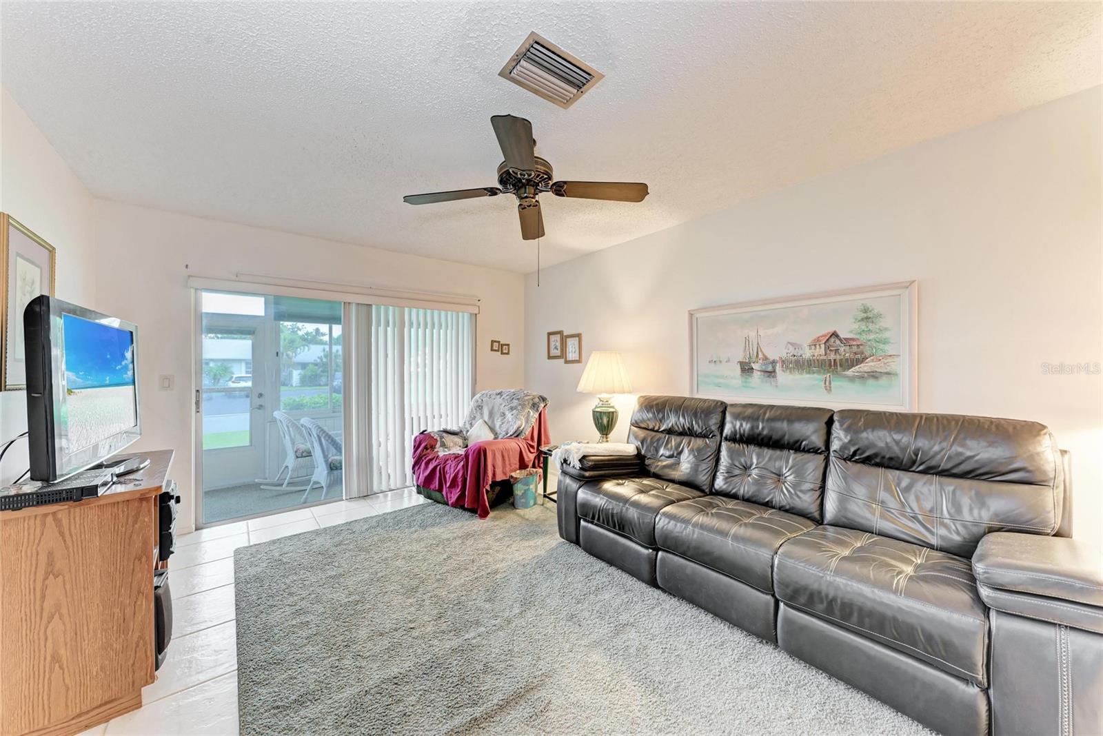 Image 7 of 31 For 3905 34th Avenue Drive W 36