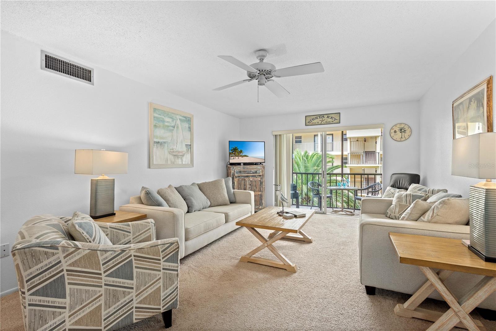 Image 6 of 39 For 915 Beach Road 321