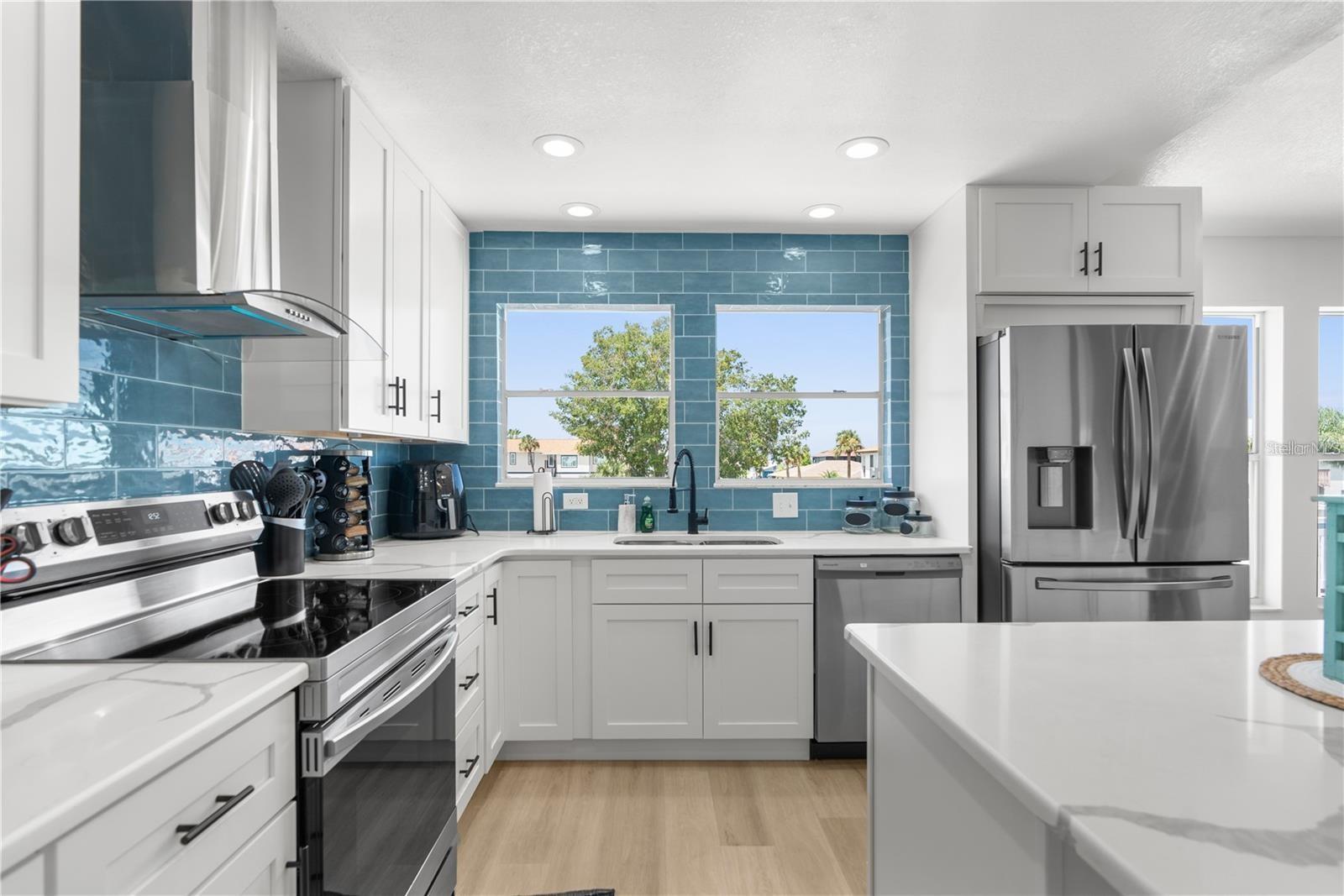 Image 12 of 34 For 13521 Stacey Drive