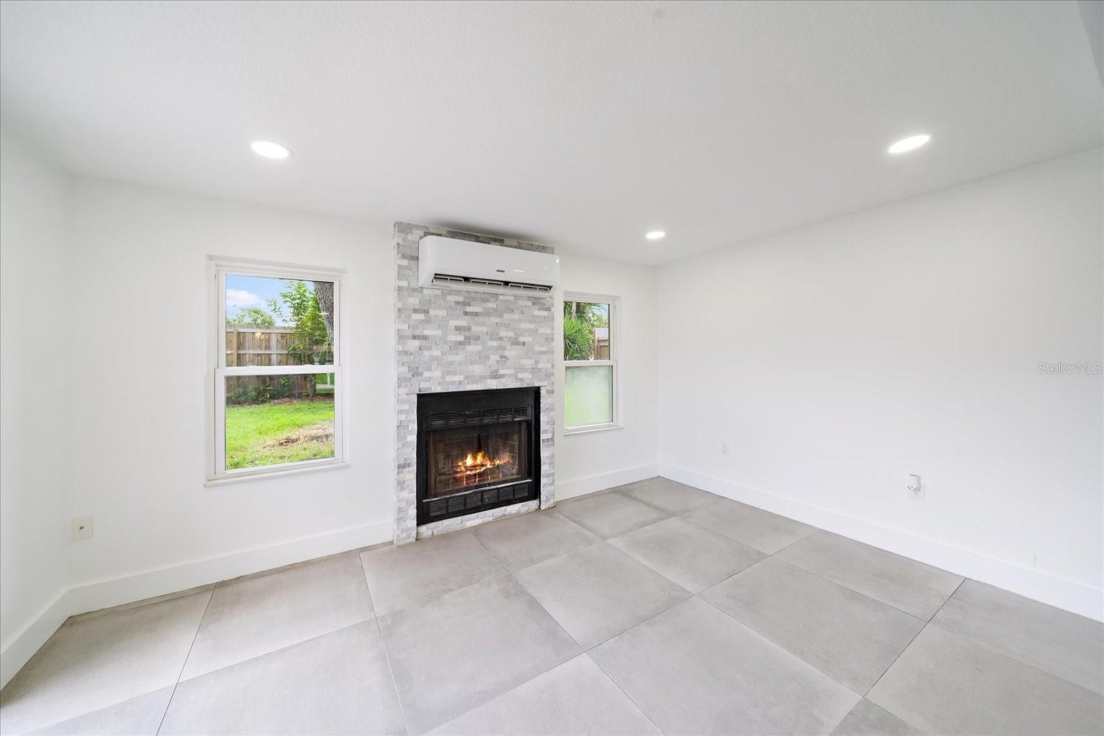 Image 15 of 25 For 3959 Coleridge Place