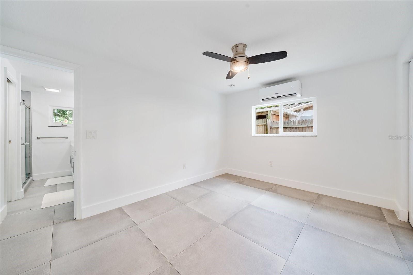 Image 17 of 25 For 3959 Coleridge Place