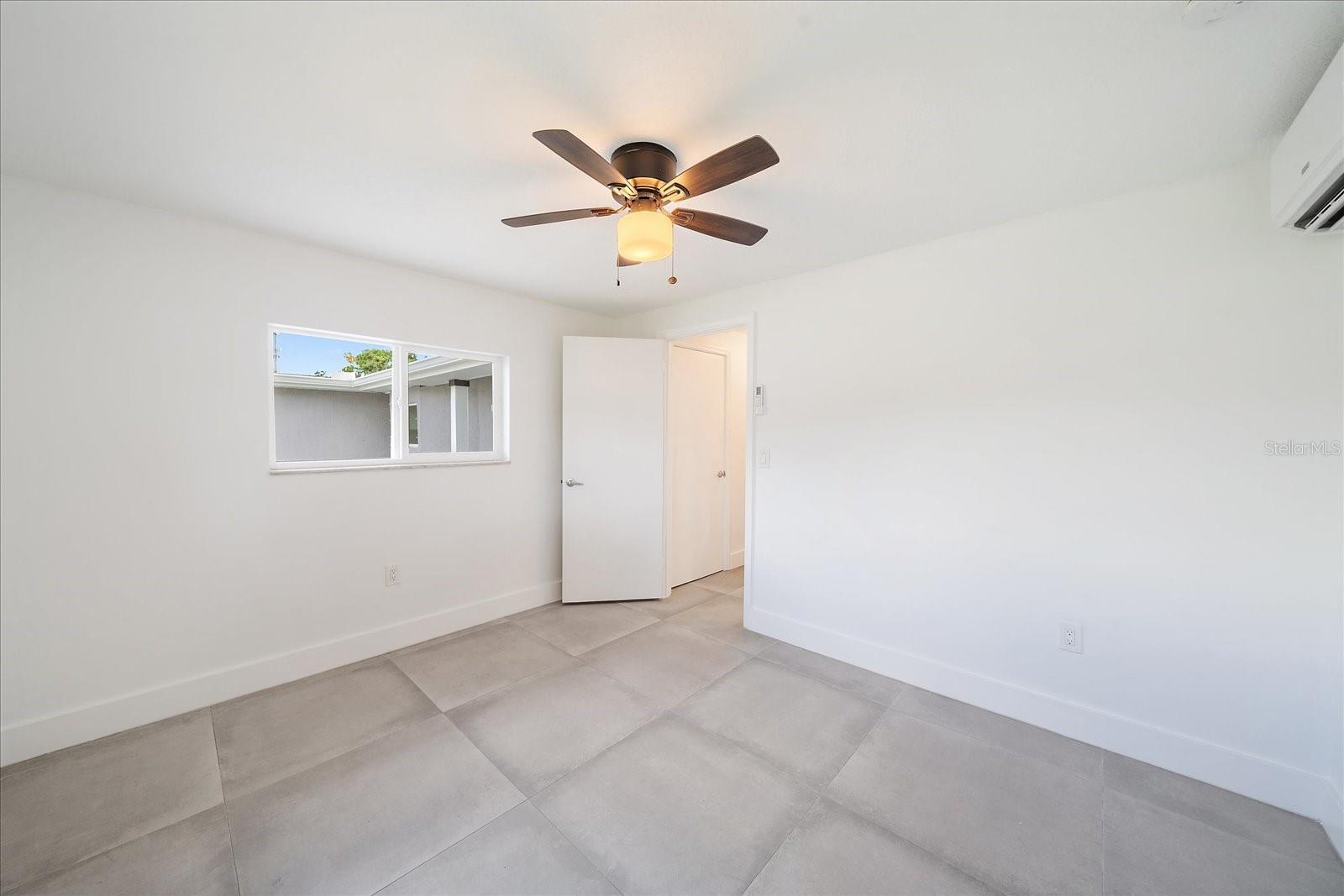 Image 19 of 25 For 3959 Coleridge Place