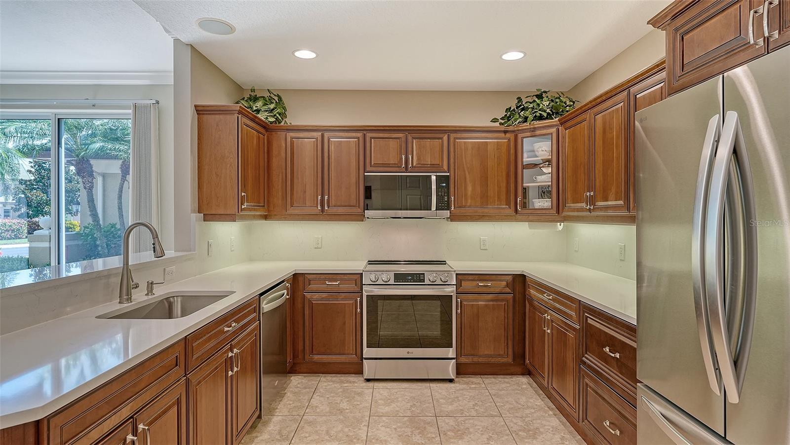 Image 11 of 81 For 6422 Moorings Point Circle 101