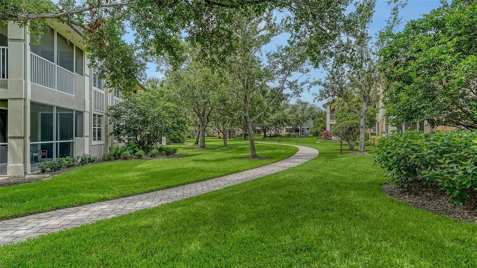 Image 36 of 81 For 6422 Moorings Point Circle 101