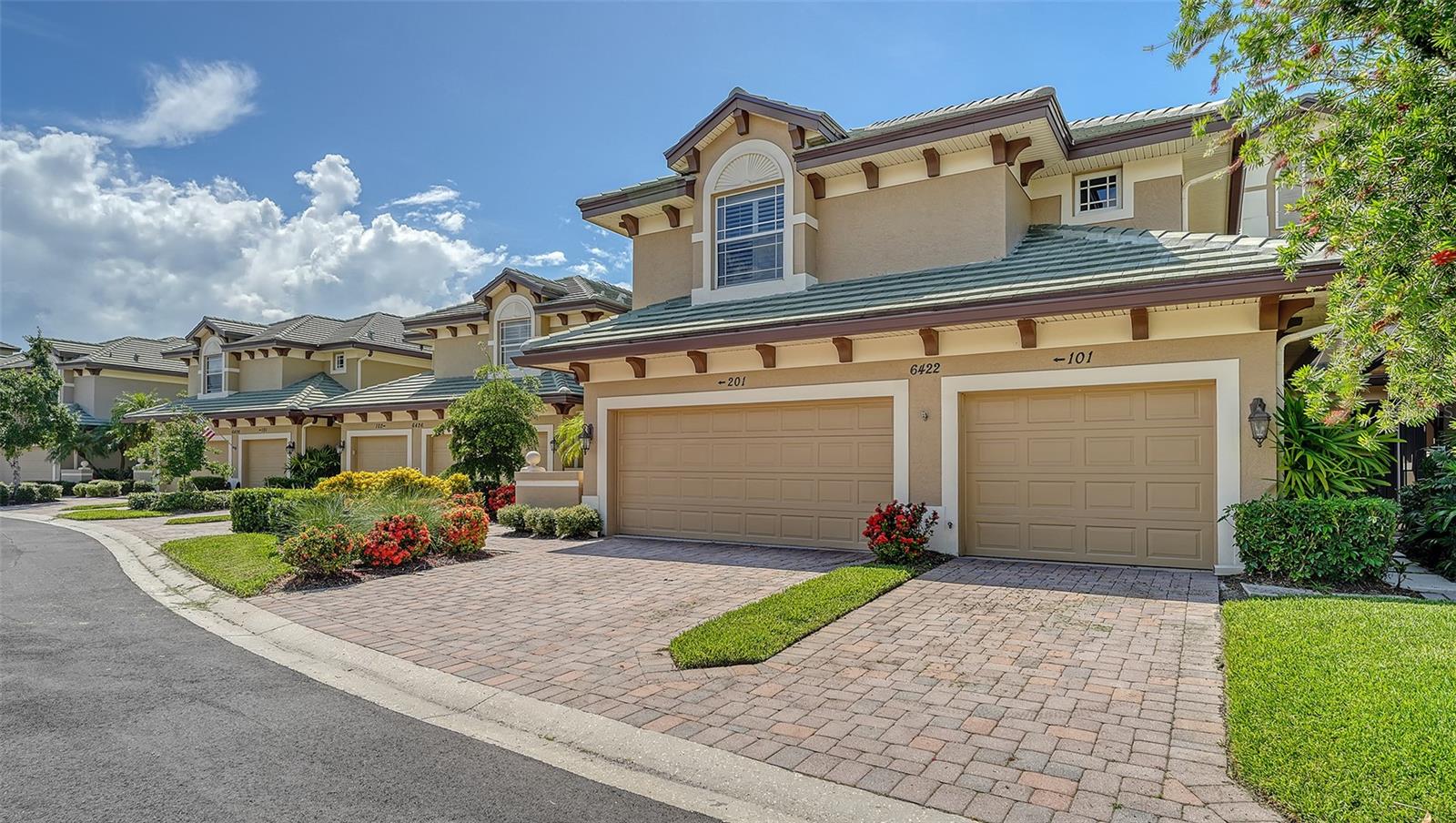 Image 6 of 81 For 6422 Moorings Point Circle 101