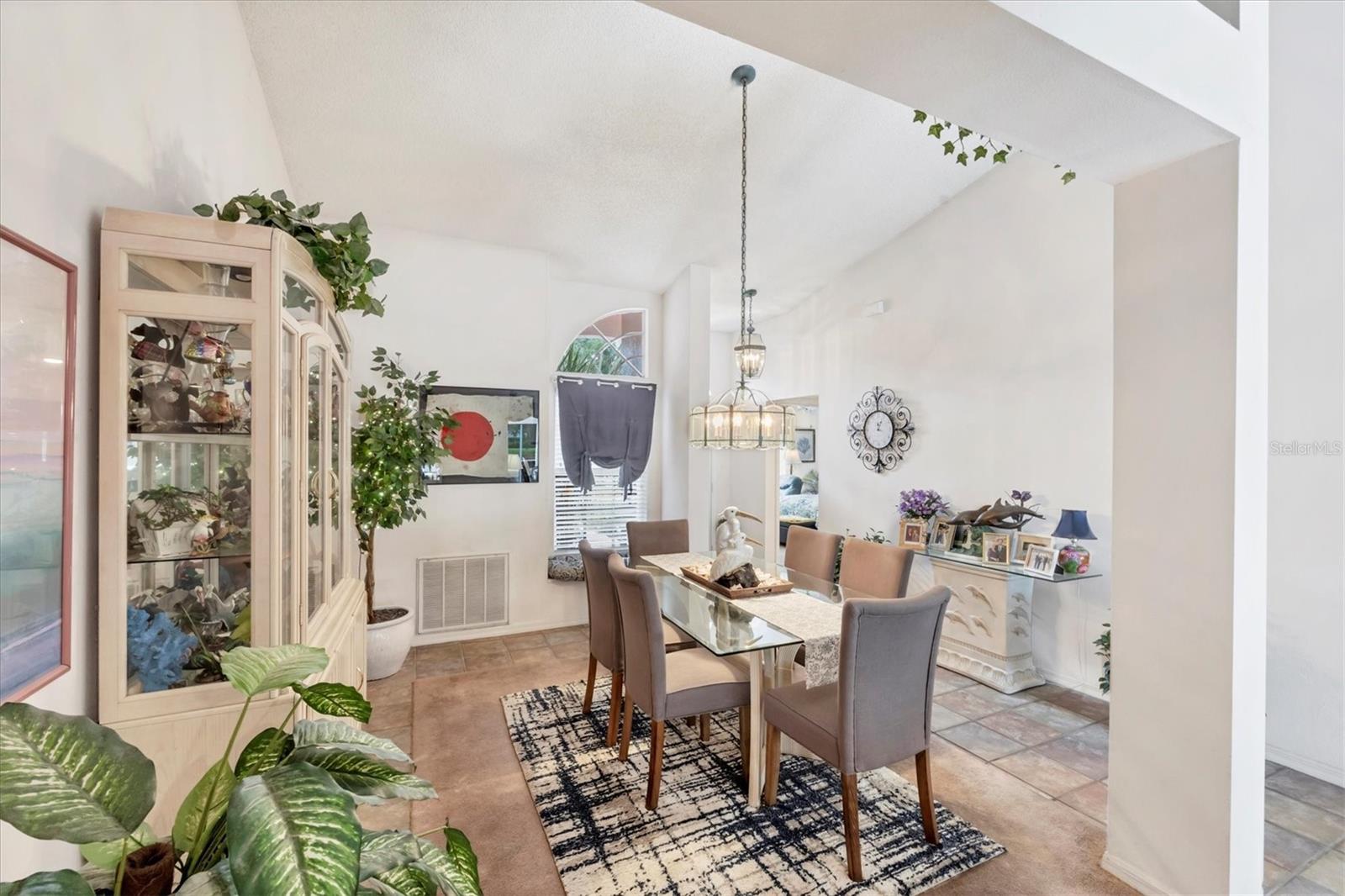Image 12 of 45 For 5766 Beaurivage Avenue