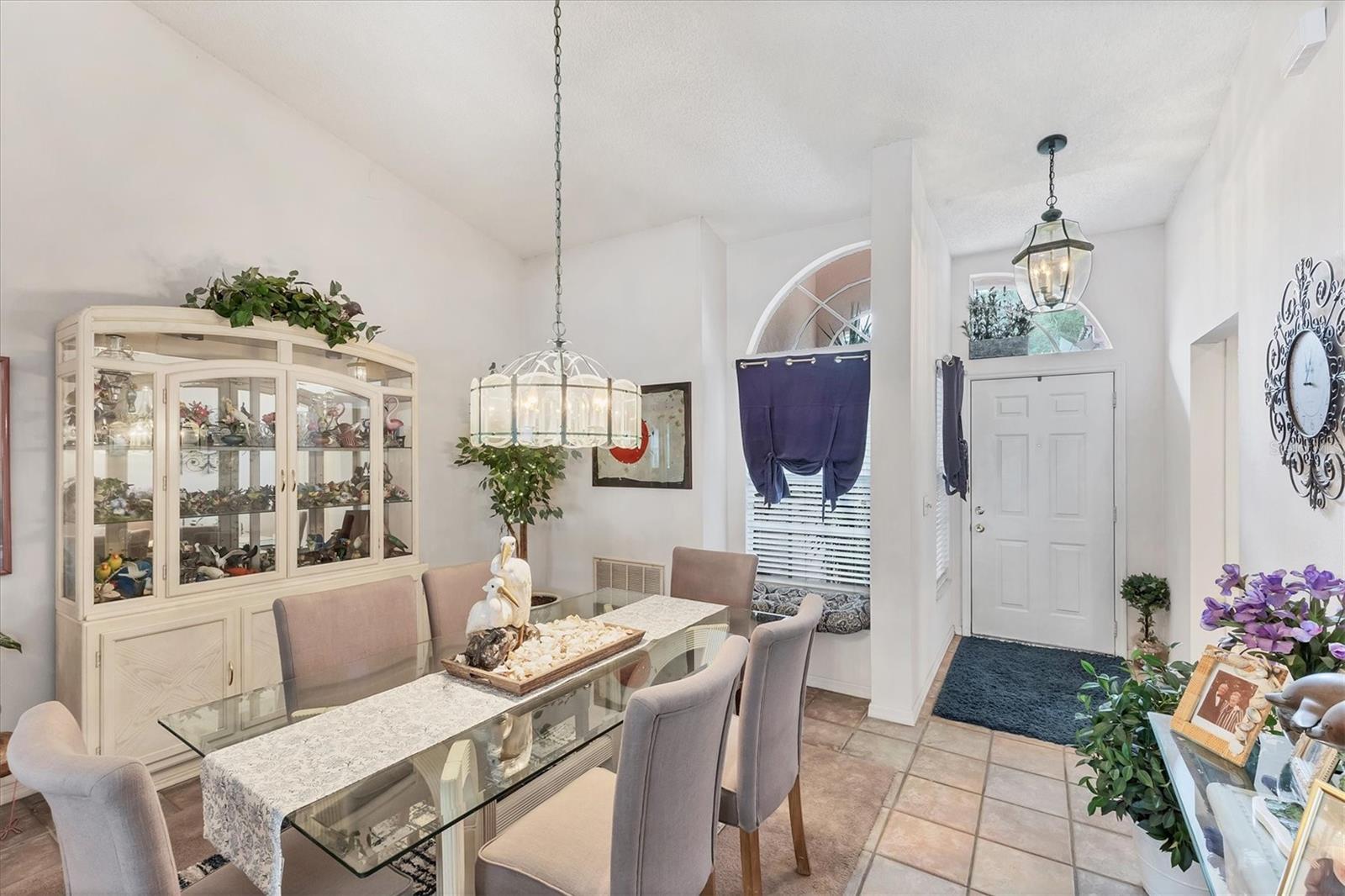 Image 13 of 45 For 5766 Beaurivage Avenue