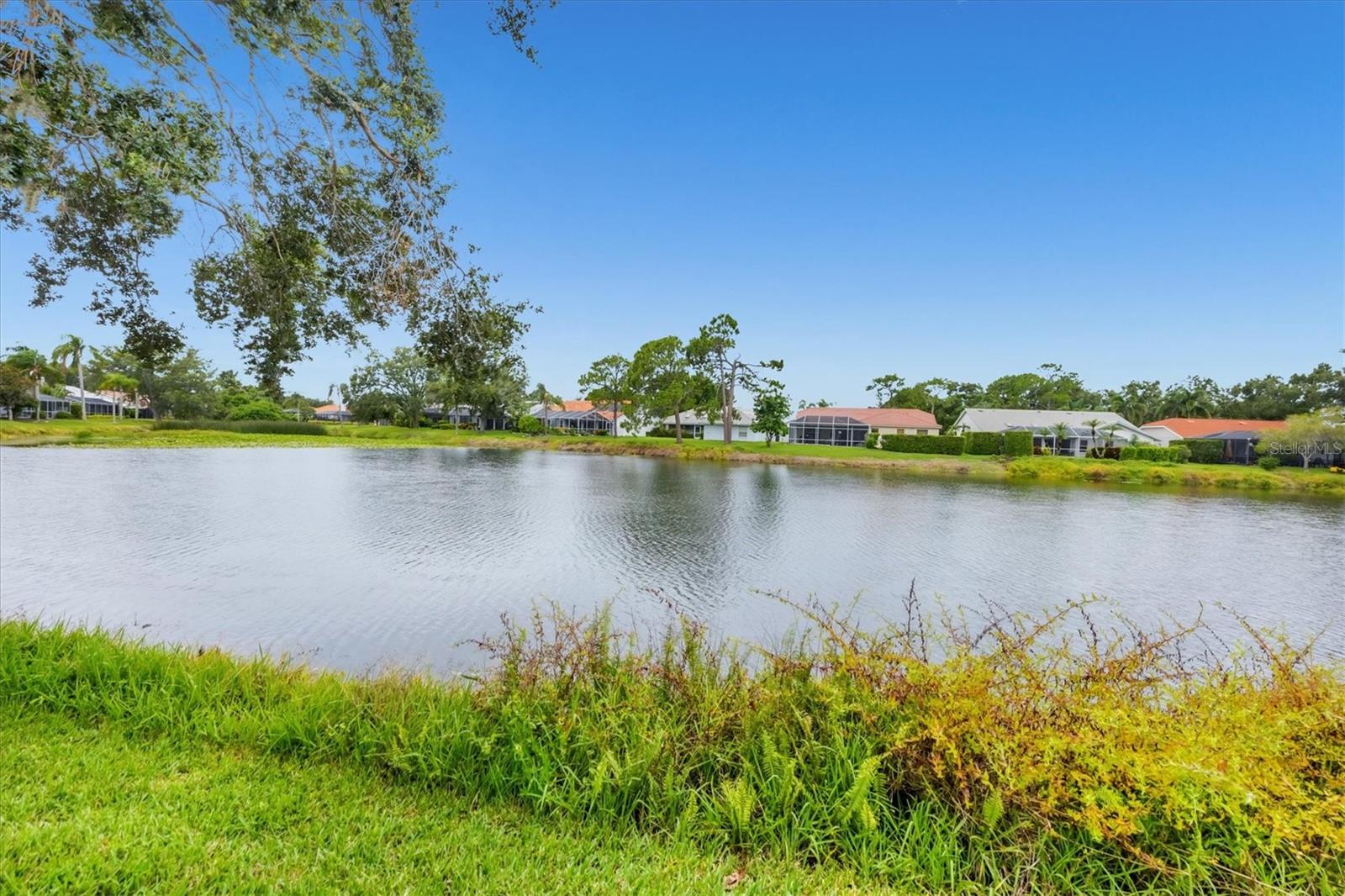 Image 32 of 45 For 5766 Beaurivage Avenue