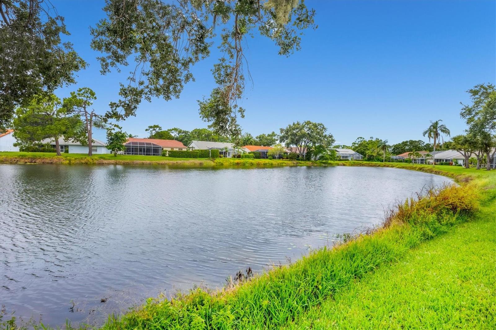Image 33 of 45 For 5766 Beaurivage Avenue