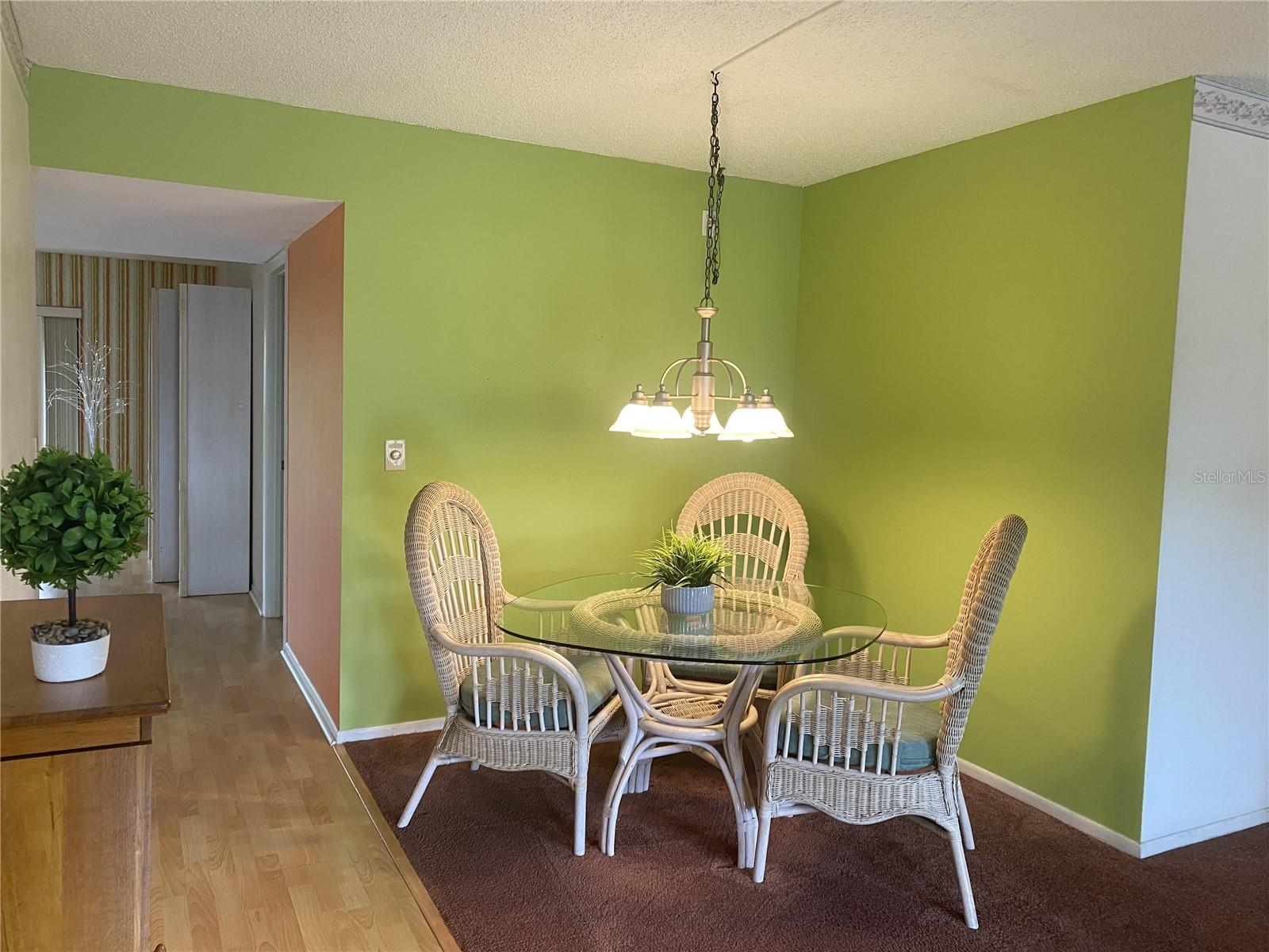 Image 5 of 35 For 425 30th Avenue W C211