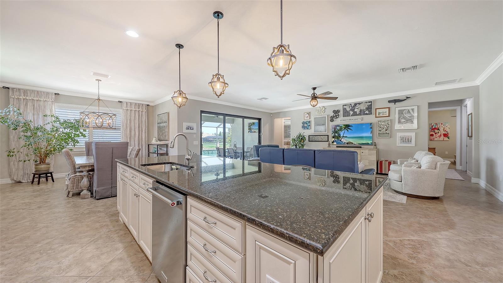 Image 12 of 49 For 11200 Whimbrel Lane