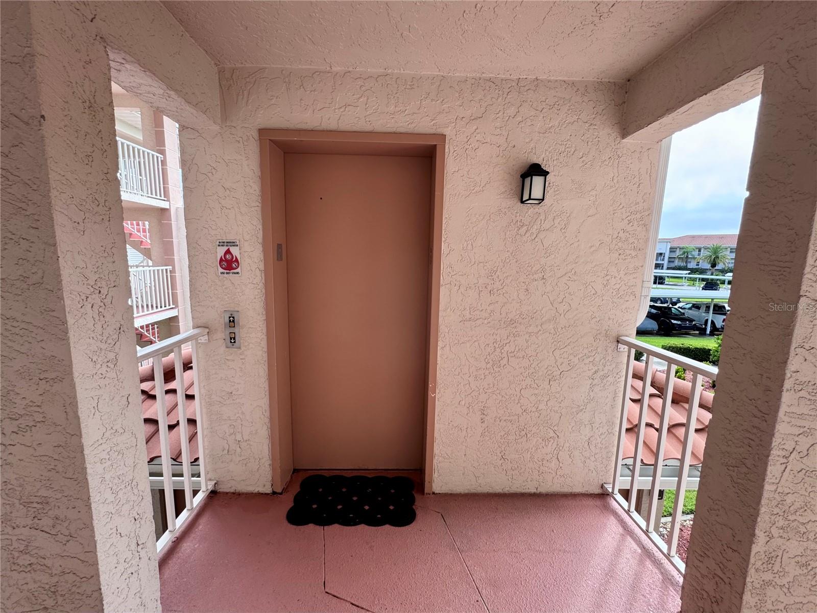 Image 21 of 25 For 6505 Stone River Road 309