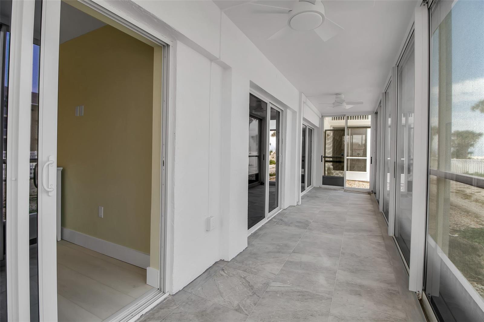 Image 38 of 44 For 1150 Tarpon Center Drive 1-c #103