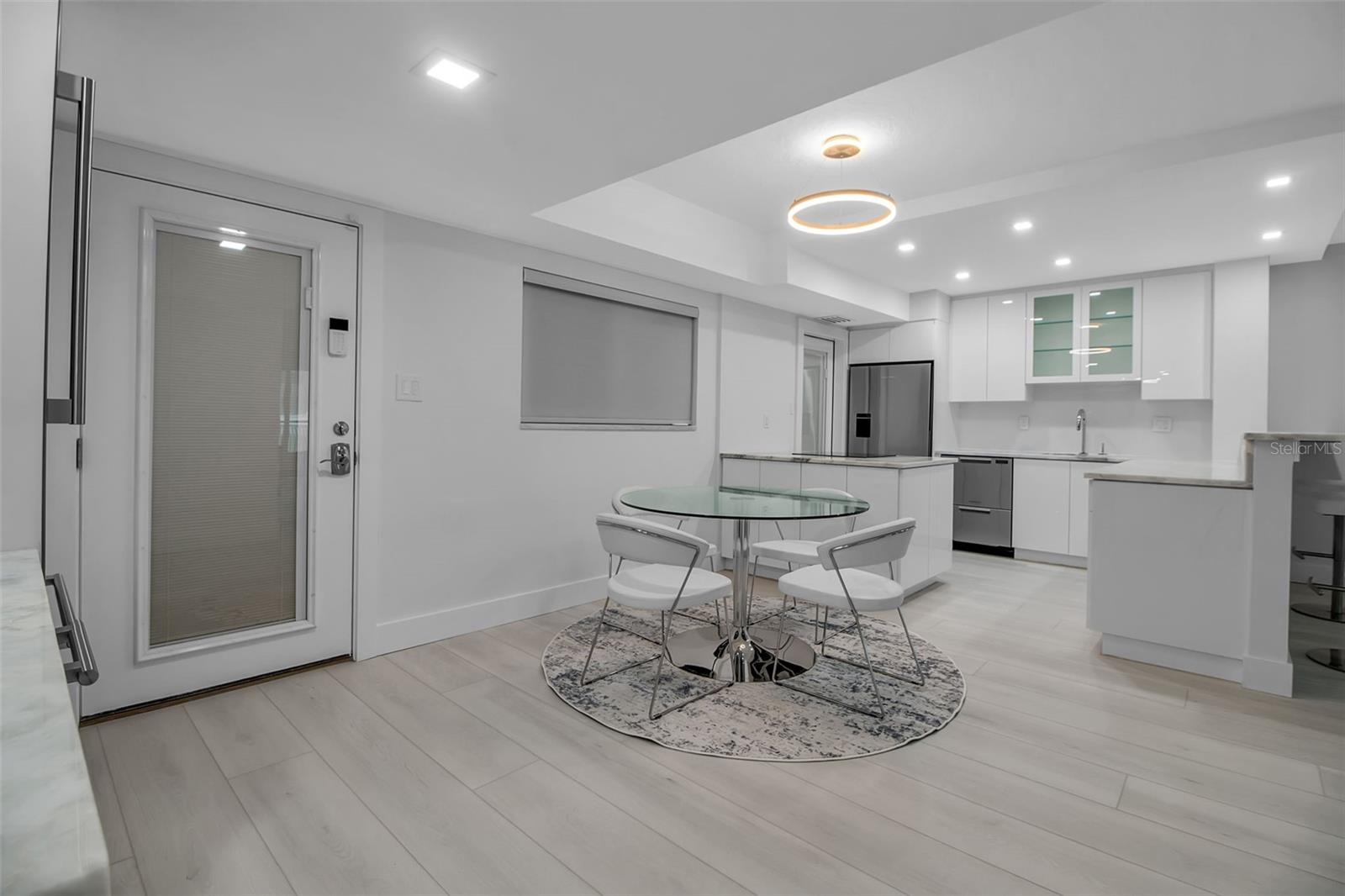 Image 7 of 44 For 1150 Tarpon Center Drive 1-c #103