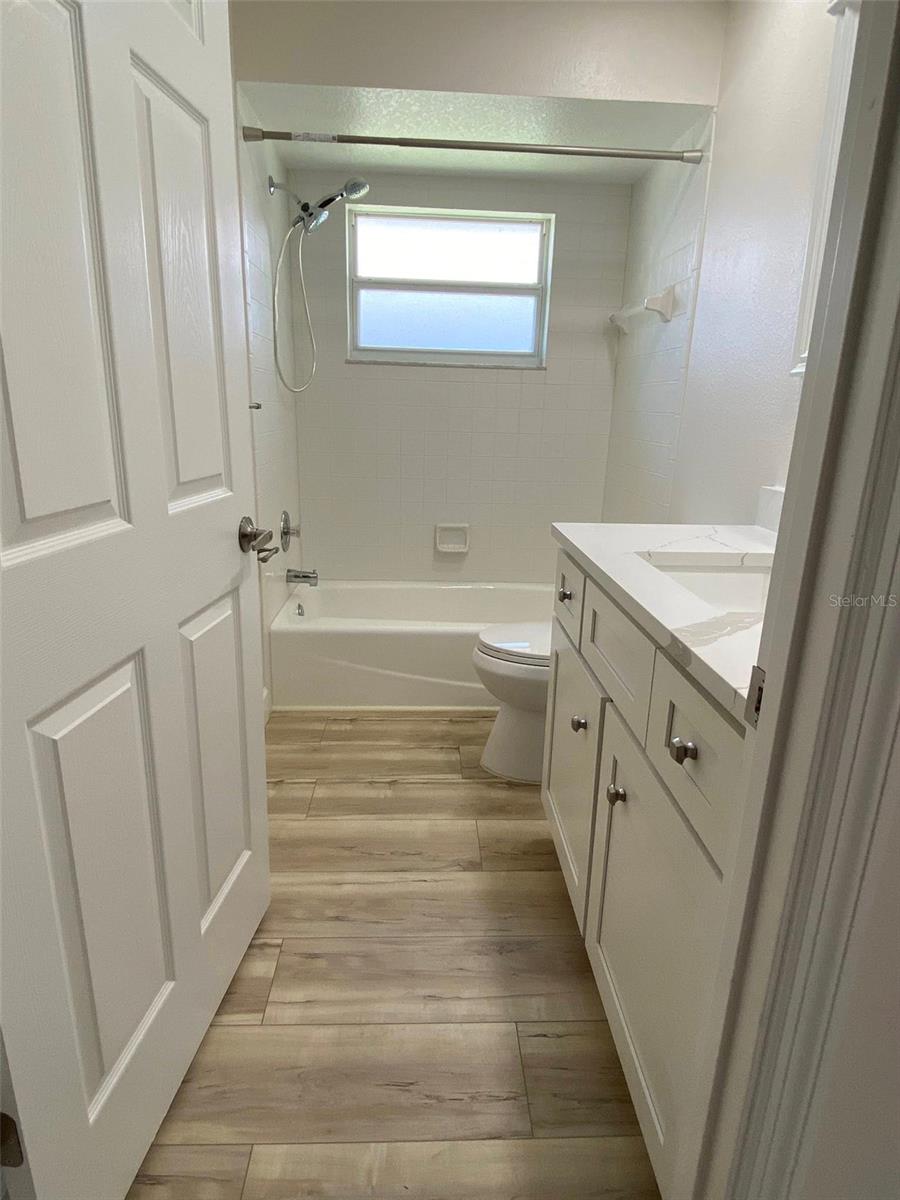 Image 7 of 18 For 4511 27th Avenue W