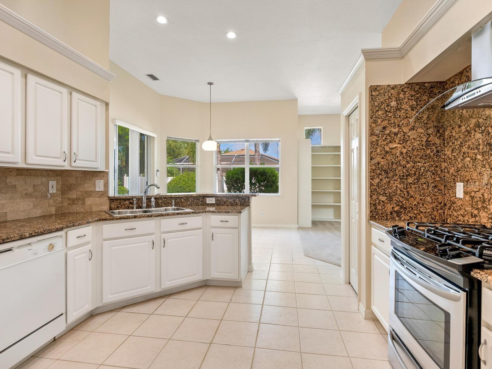 Image 6 of 23 For 6754 Country Club Lane