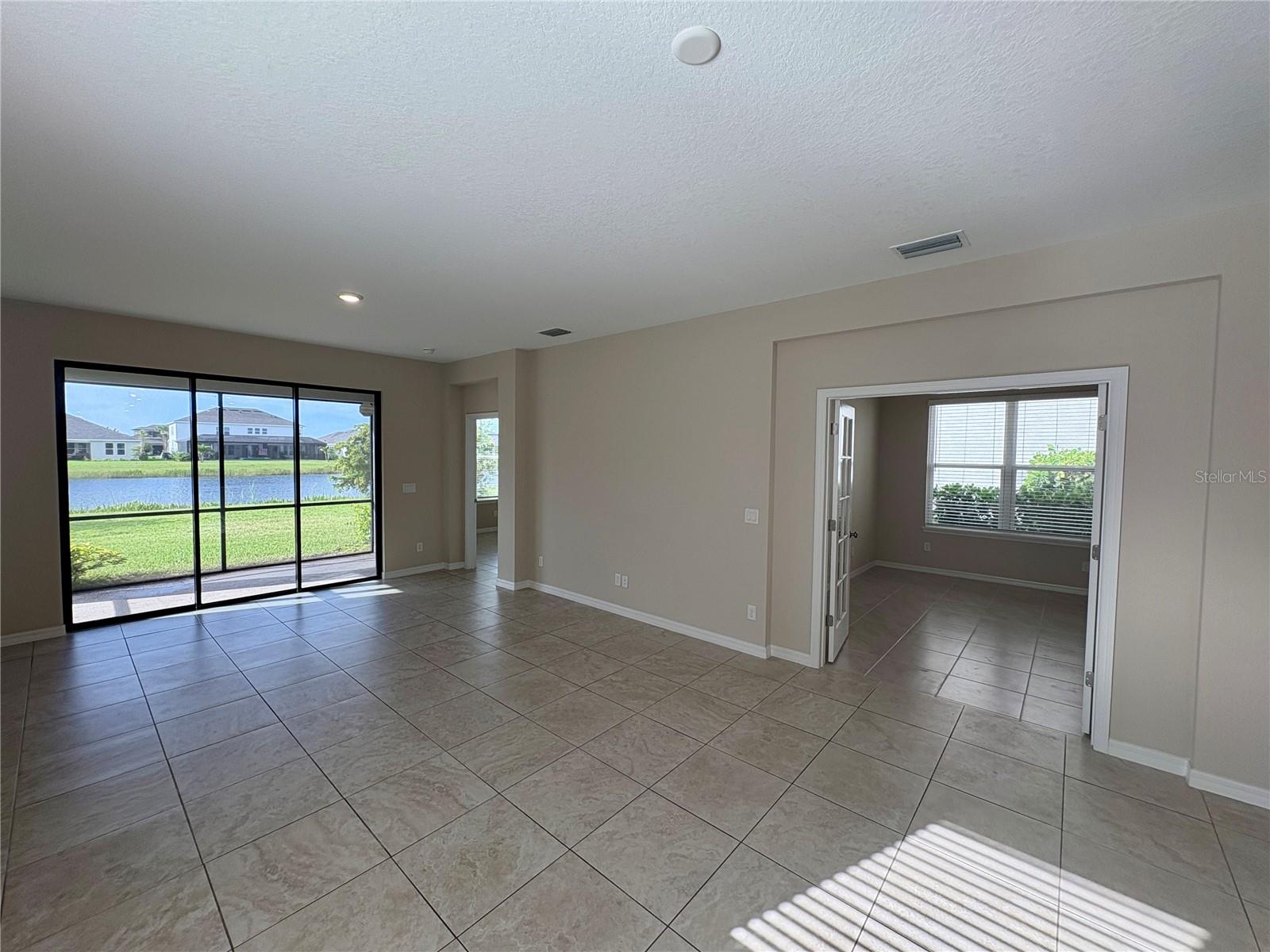 Image 11 of 28 For 16439 Paynes Mill Drive