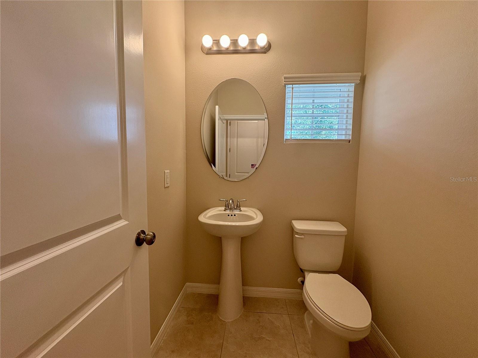 Image 5 of 28 For 16439 Paynes Mill Drive