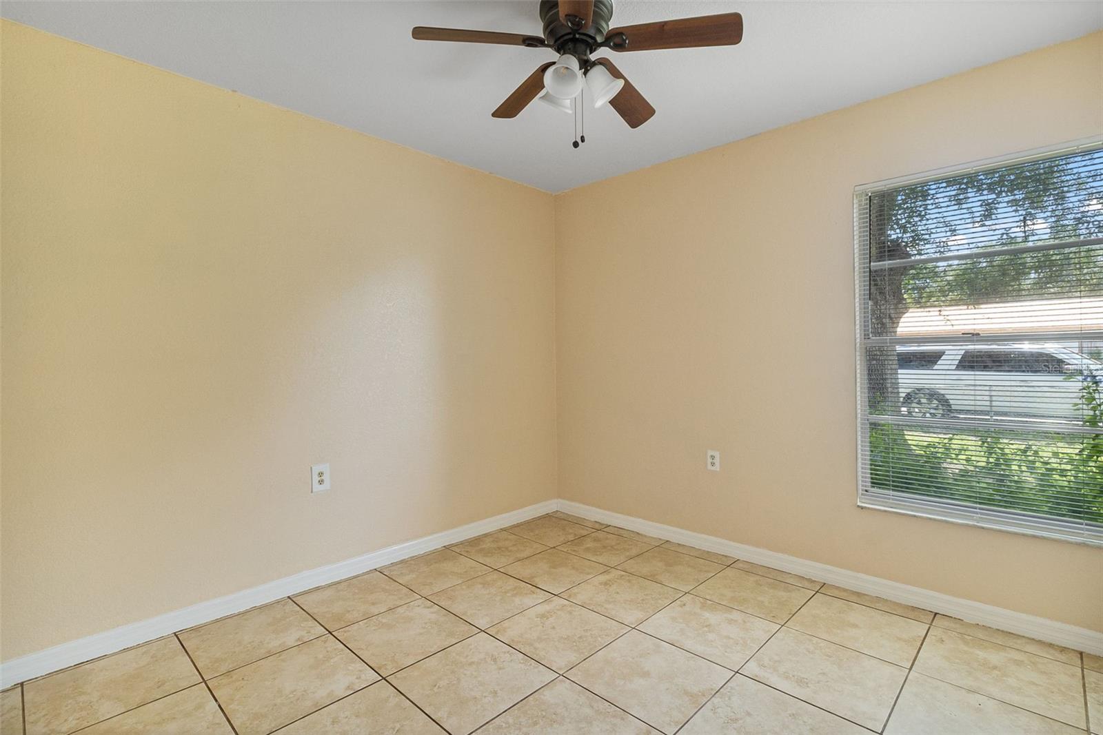 Image 11 of 27 For 328 14th Avenue