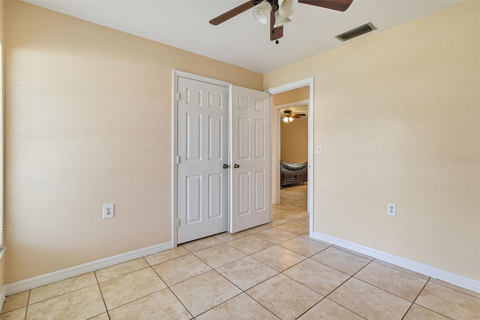 Image 12 of 27 For 328 14th Avenue