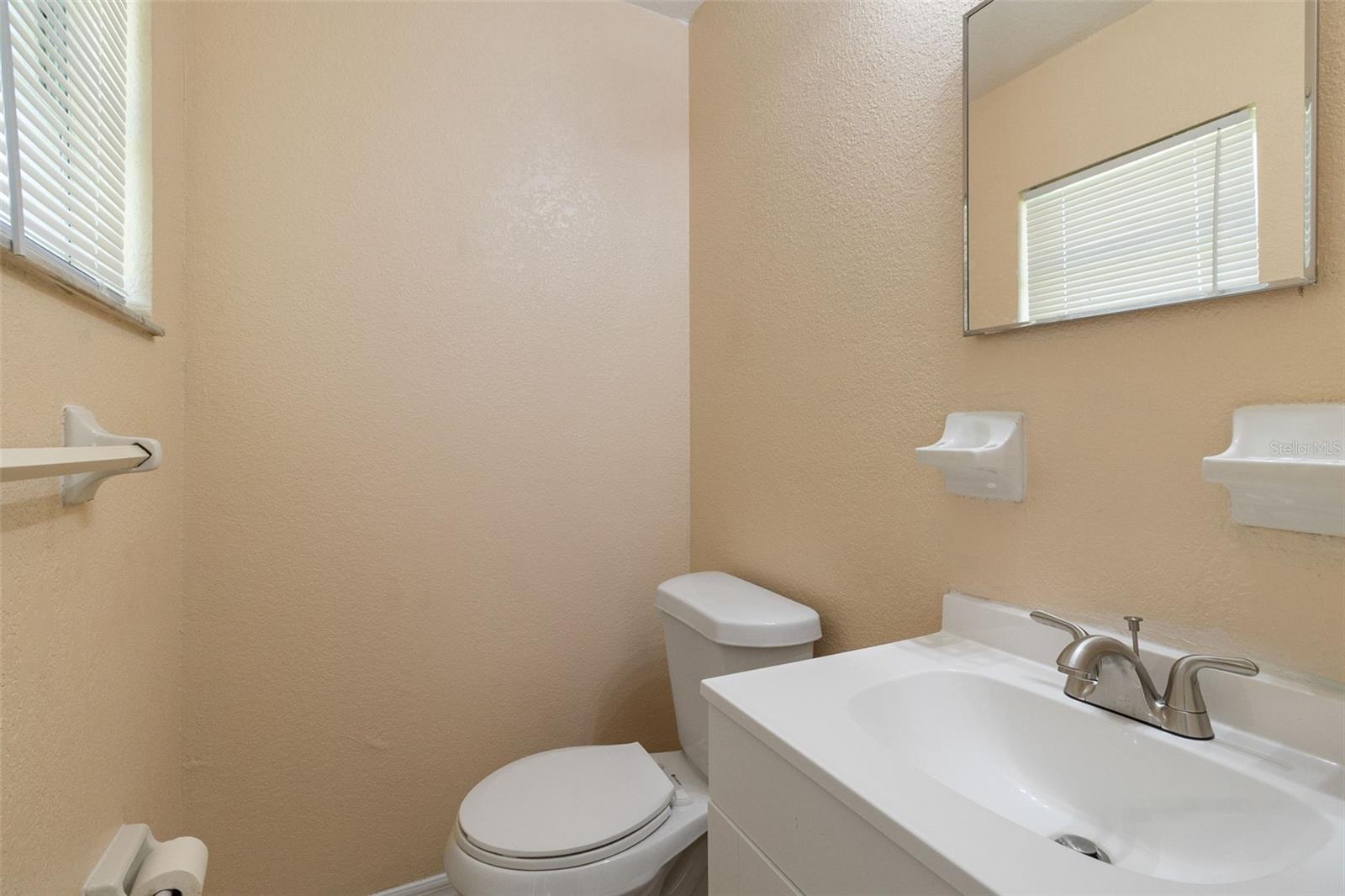 Image 19 of 27 For 328 14th Avenue