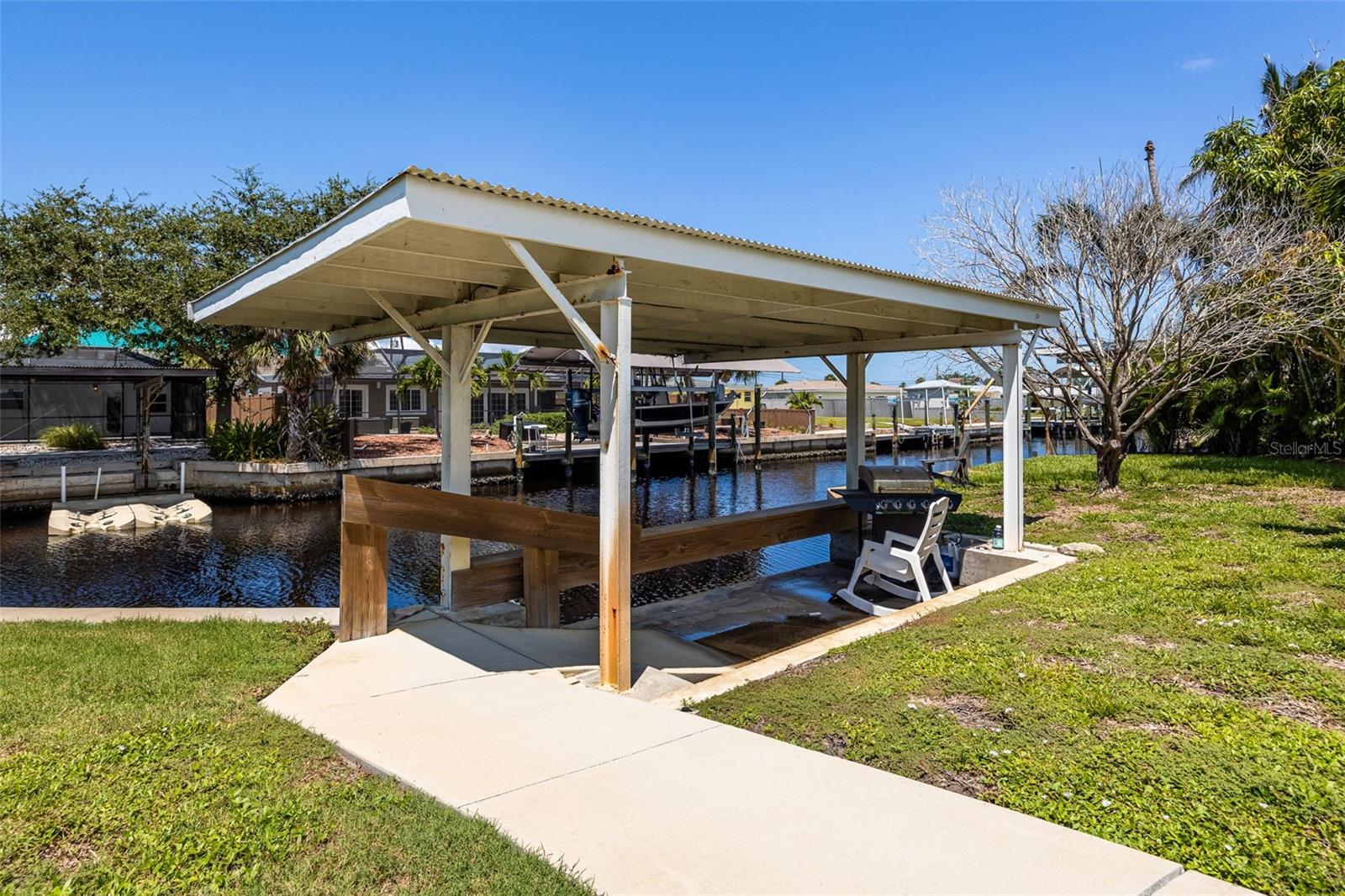 Image 38 of 61 For 1464 Deer Creek Drive