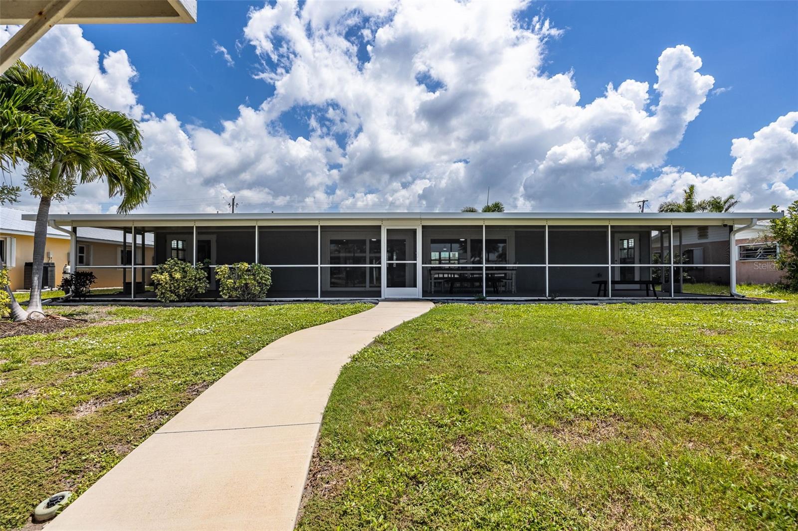 Image 40 of 61 For 1464 Deer Creek Drive