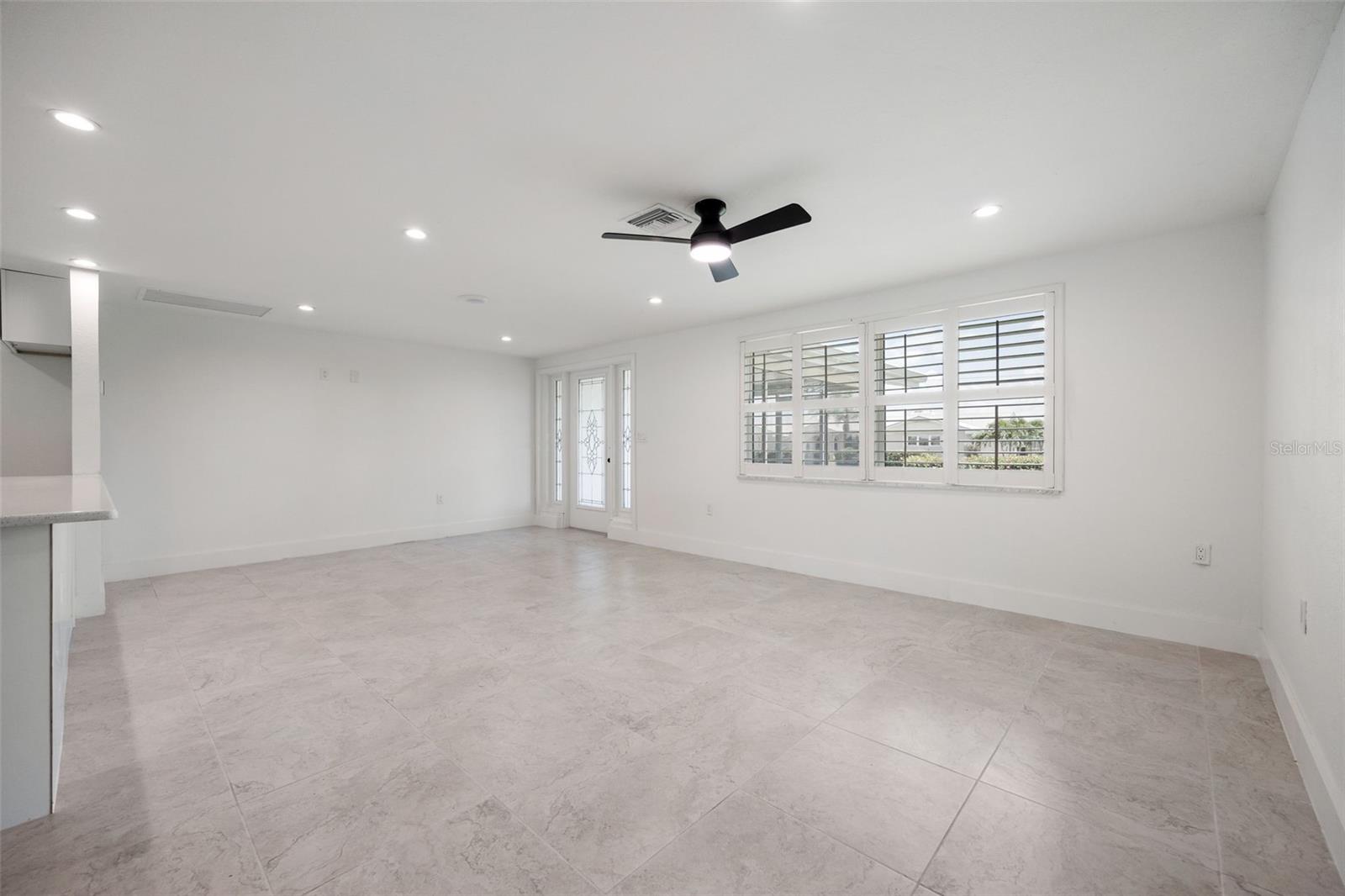 Image 8 of 61 For 1464 Deer Creek Drive