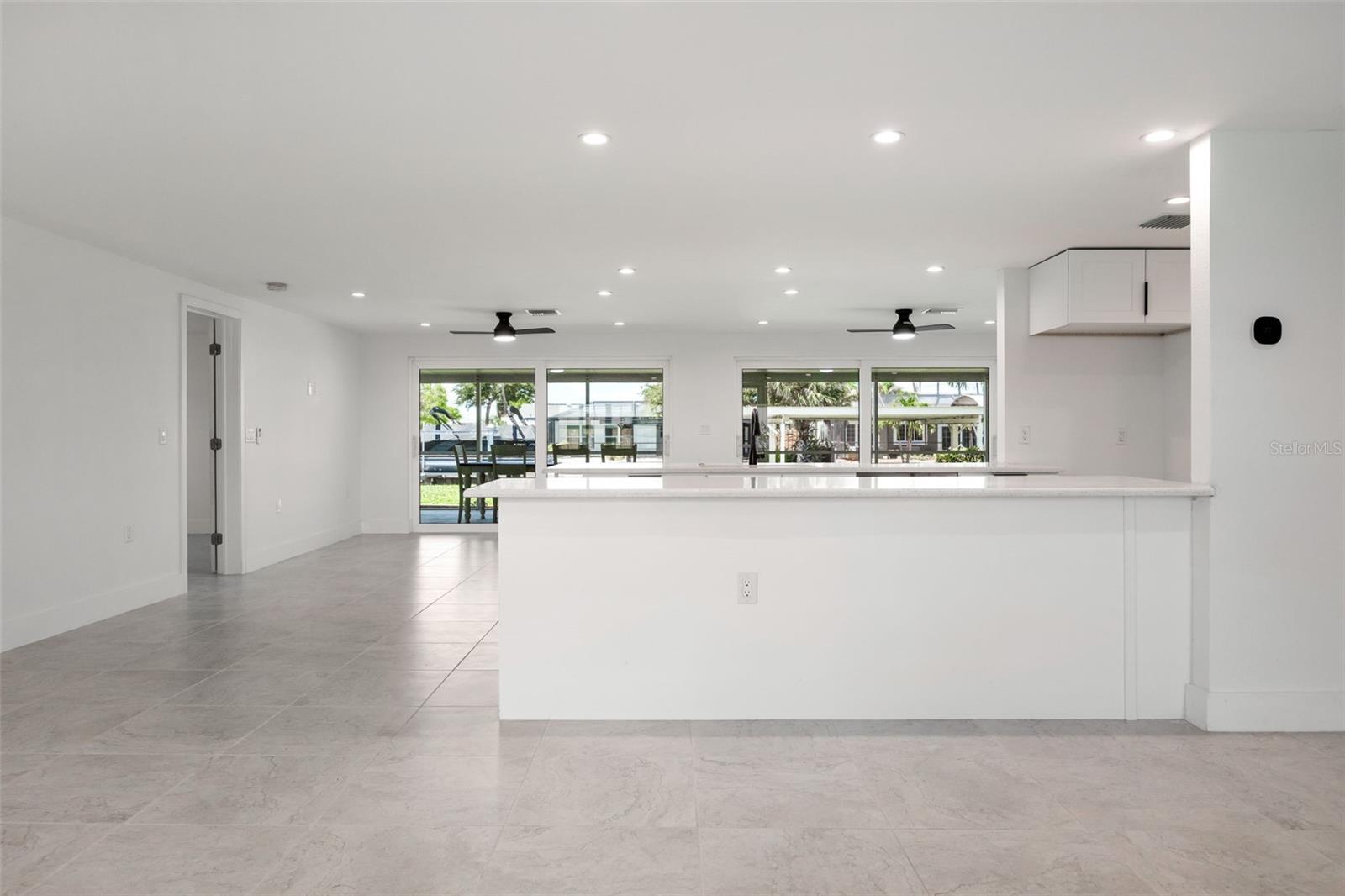 Image 9 of 61 For 1464 Deer Creek Drive
