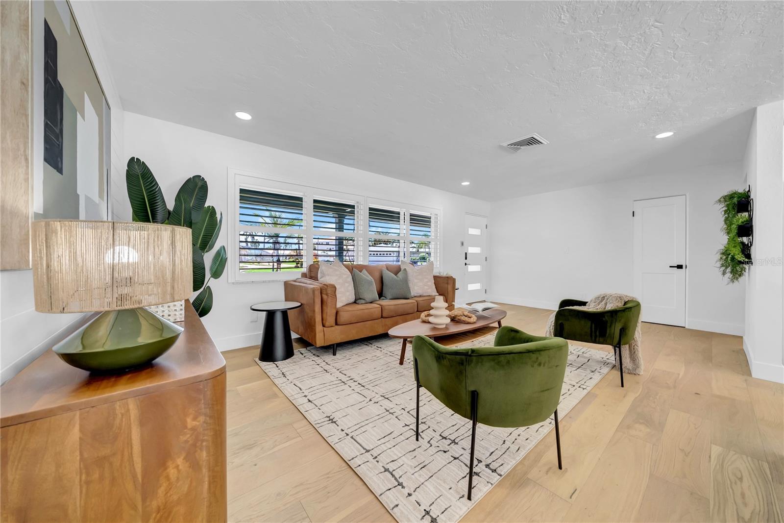 Image 17 of 53 For 8001 13th Avenue S