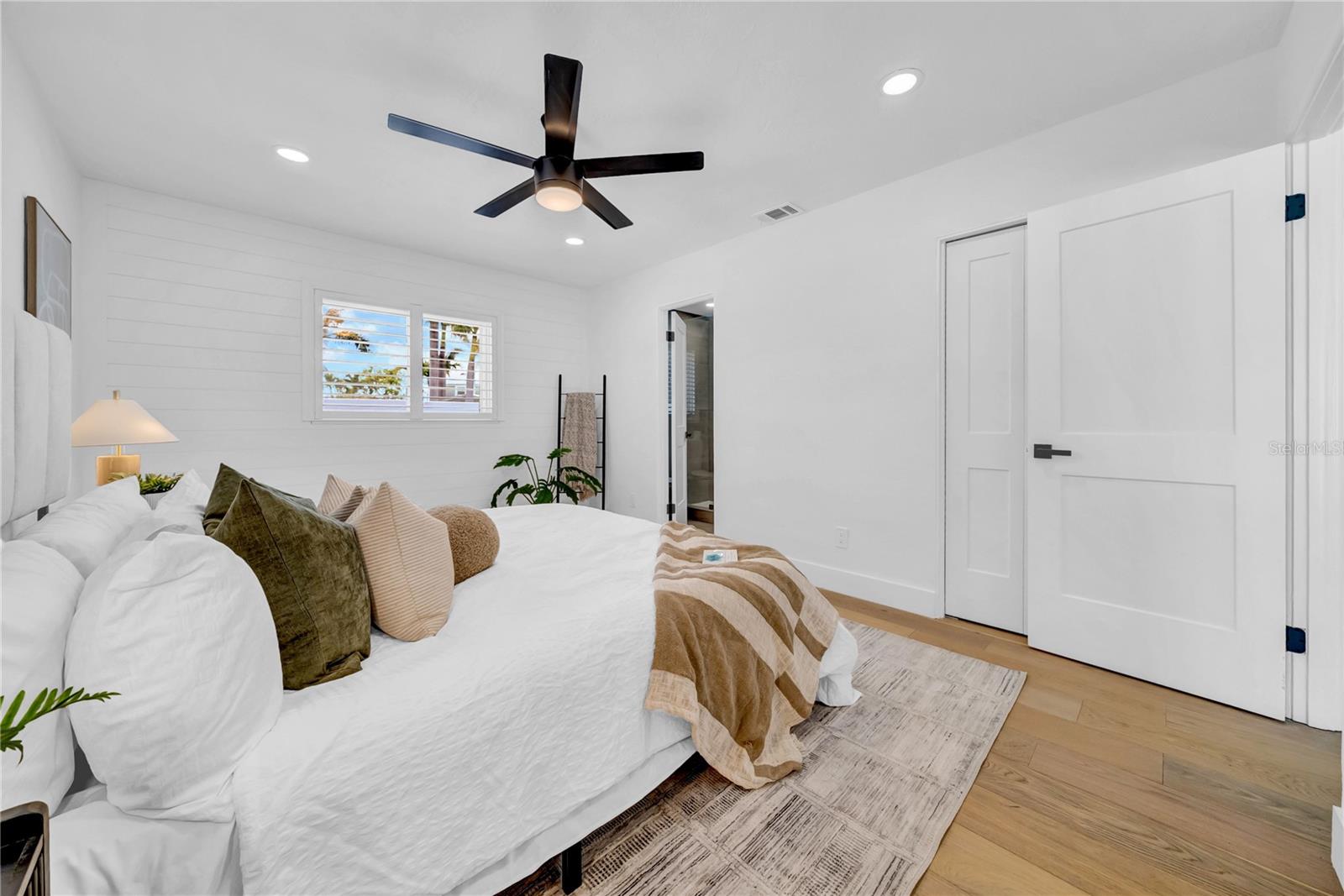 Image 36 of 53 For 8001 13th Avenue S