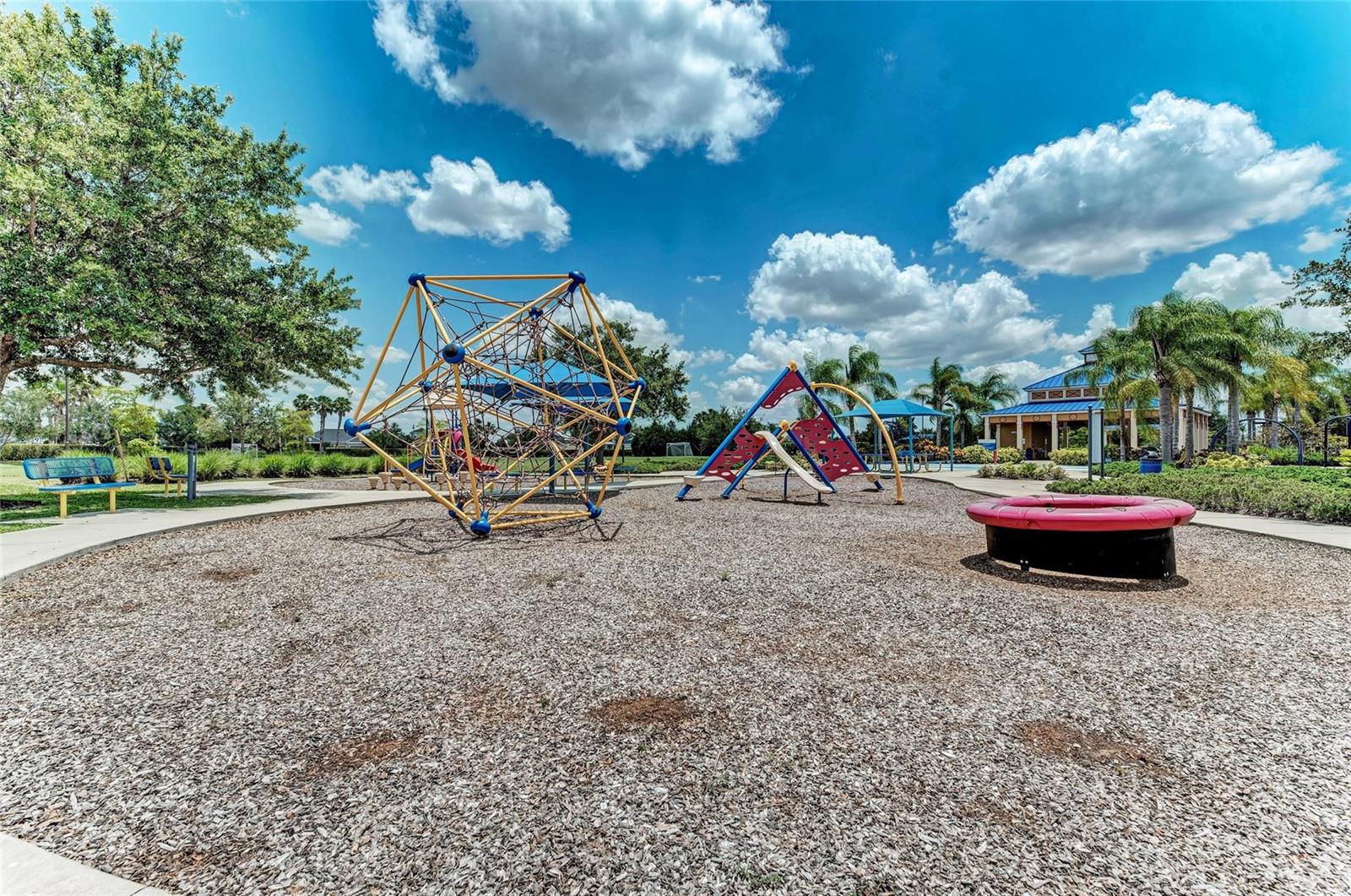 Image 61 of 81 For 4654 Claremont Park Drive