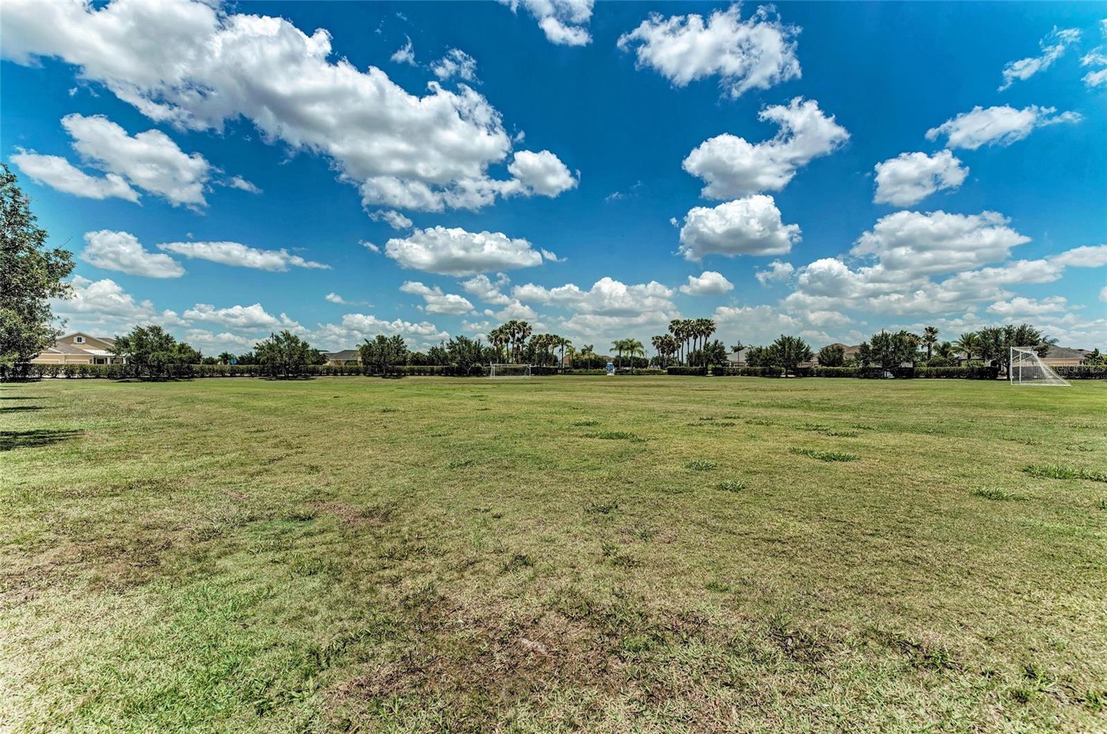 Image 65 of 81 For 4654 Claremont Park Drive