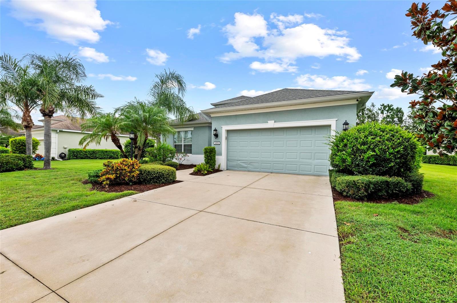 Image 8 of 81 For 4654 Claremont Park Drive