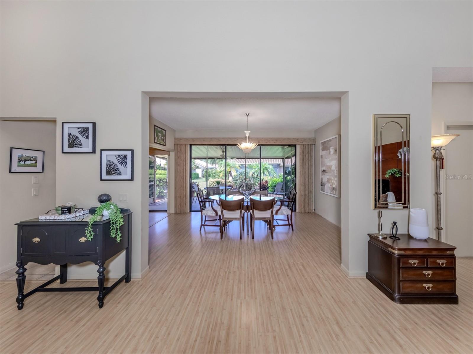 Image 10 of 65 For 154 Inlets Boulevard