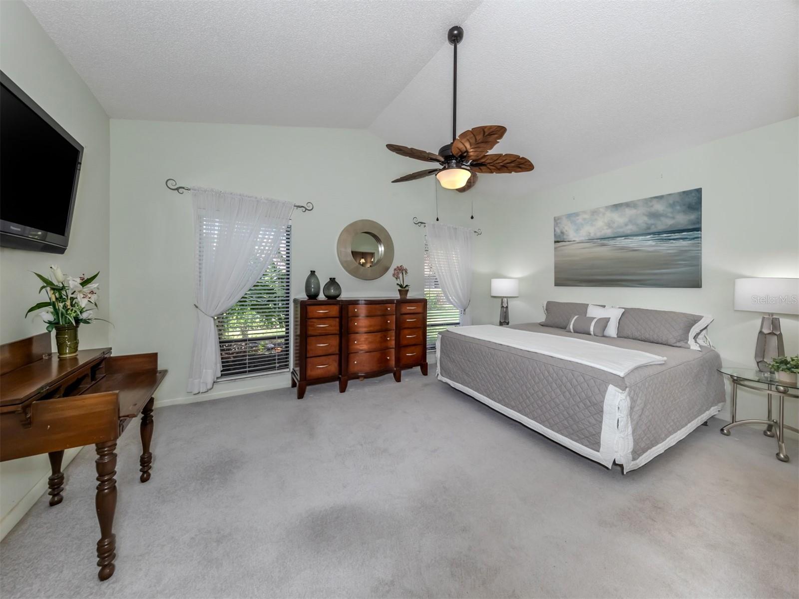 Image 16 of 65 For 154 Inlets Boulevard