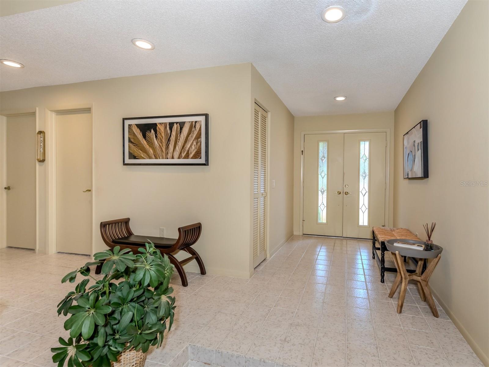 Image 2 of 65 For 154 Inlets Boulevard
