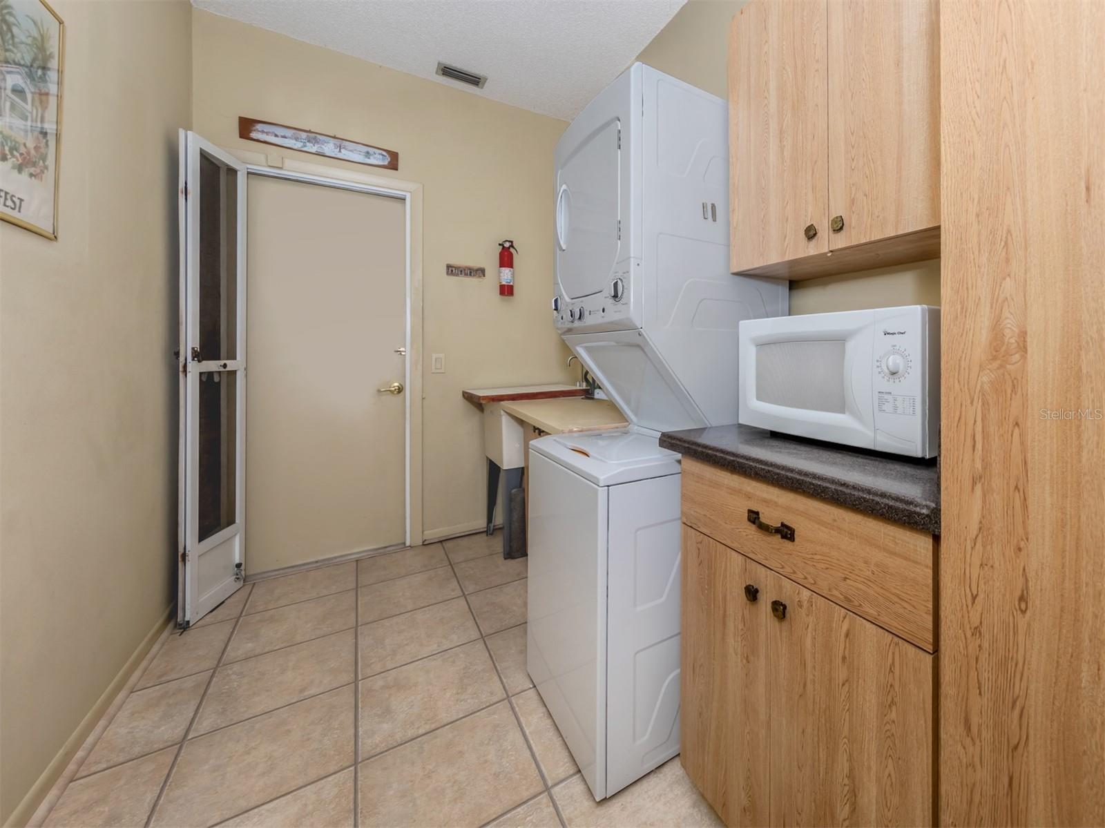 Image 23 of 65 For 154 Inlets Boulevard