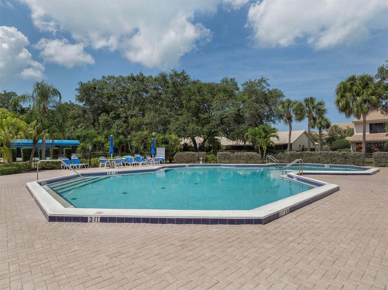 Image 34 of 65 For 154 Inlets Boulevard
