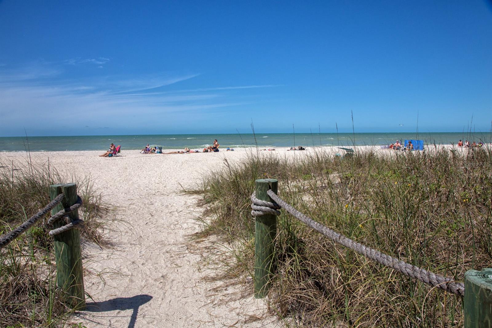 Image 51 of 65 For 154 Inlets Boulevard